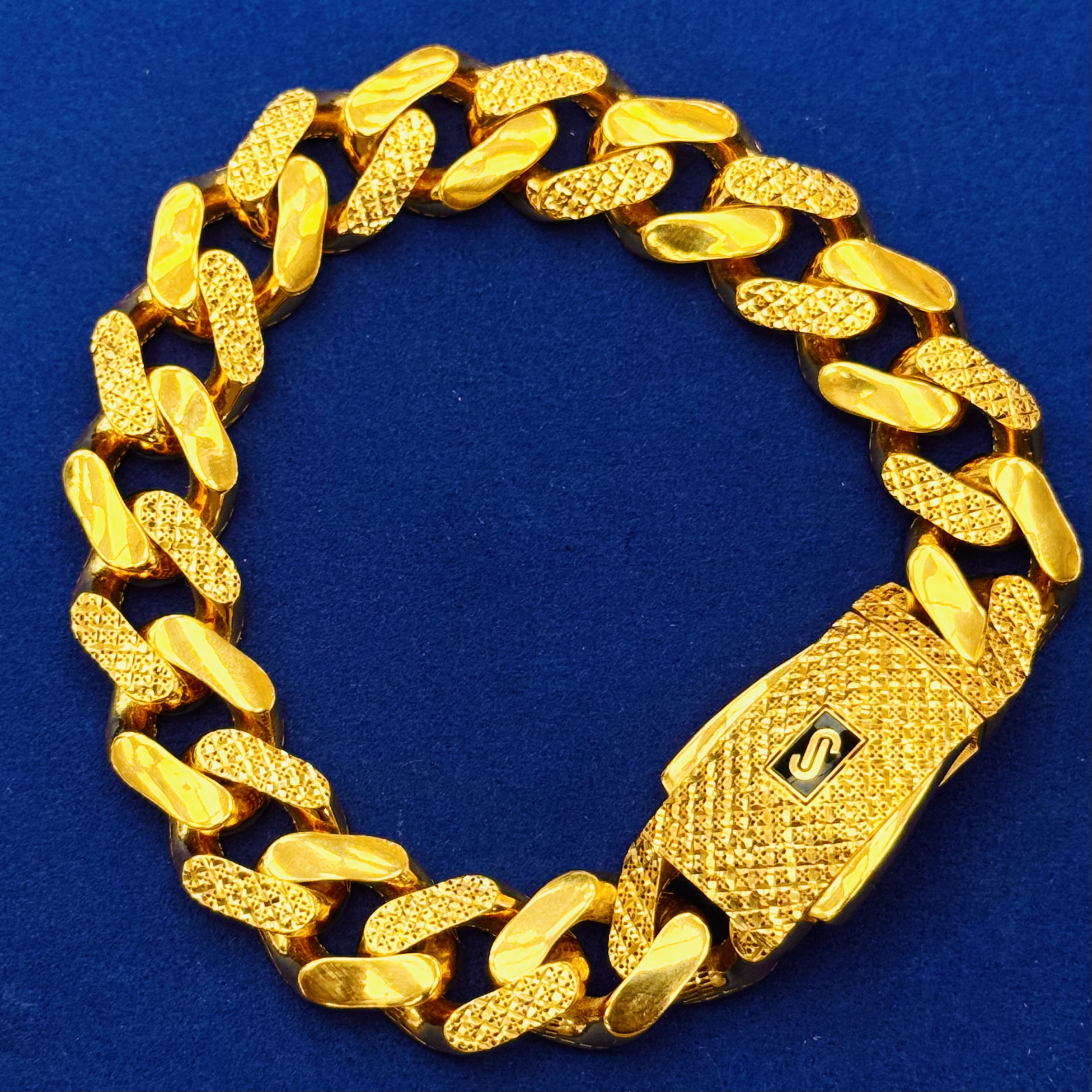 22K GOLD MEN KADDA/BRACELET