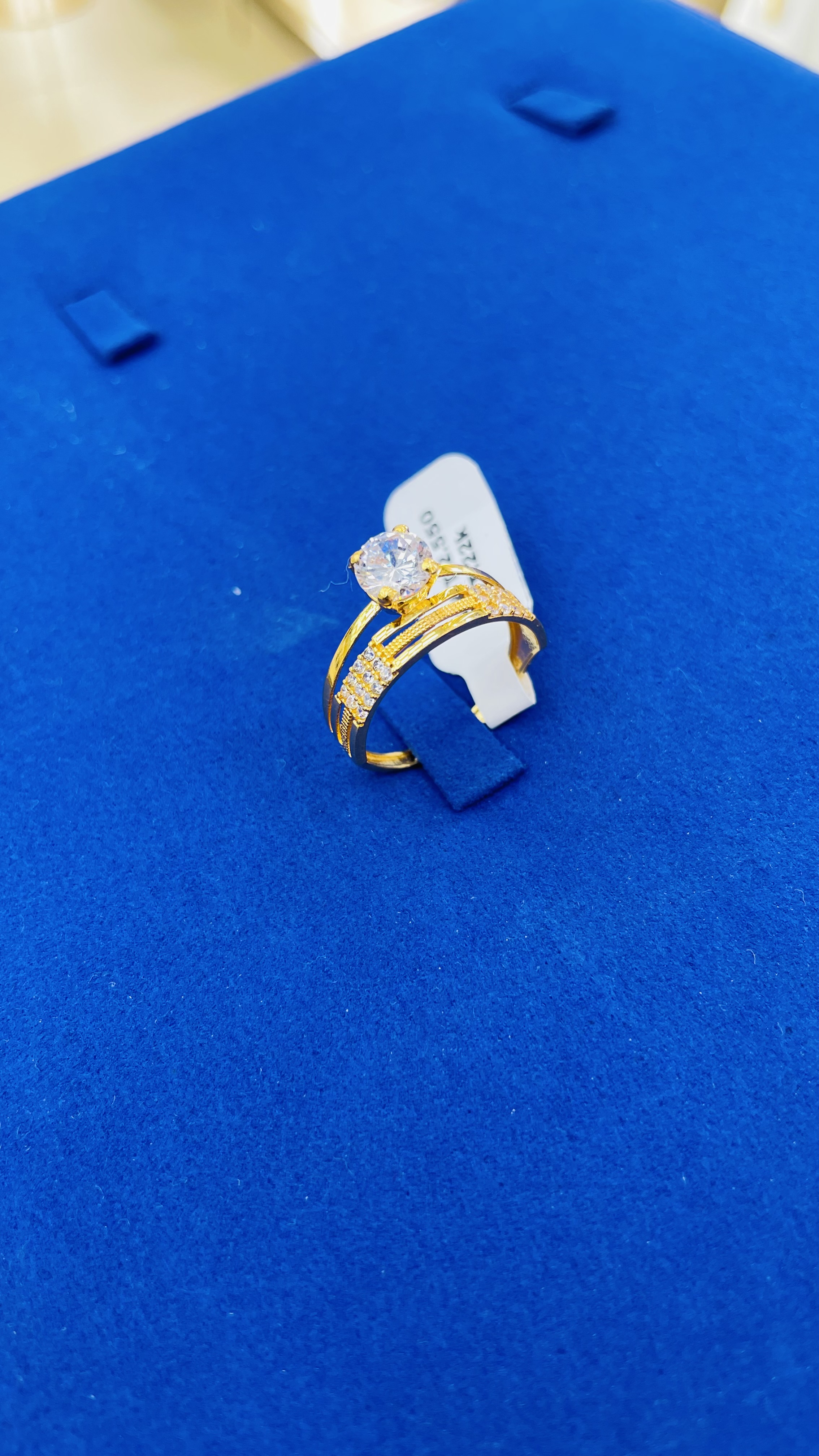 Women ring  2.55 g