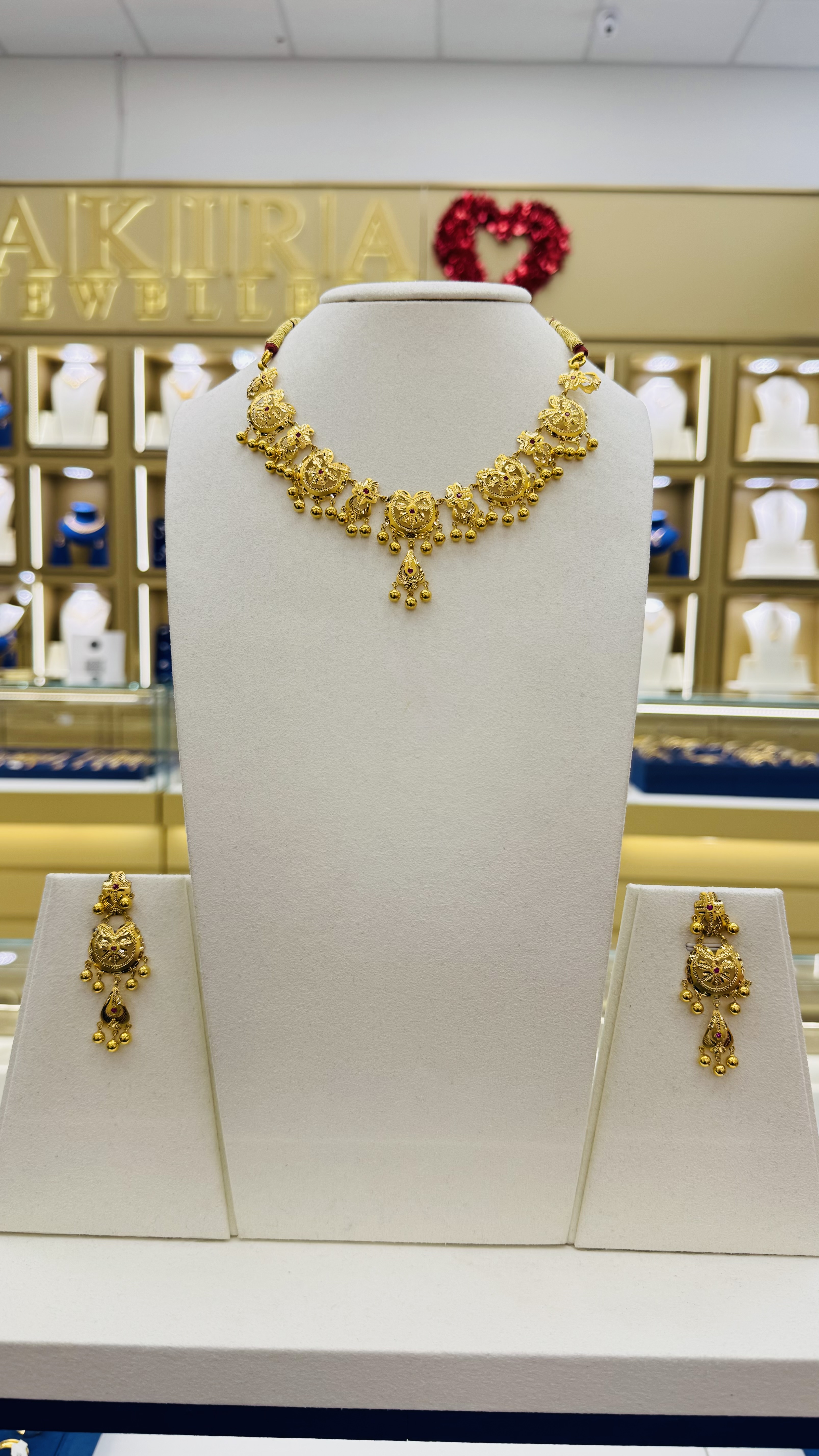 Necklace 28.84