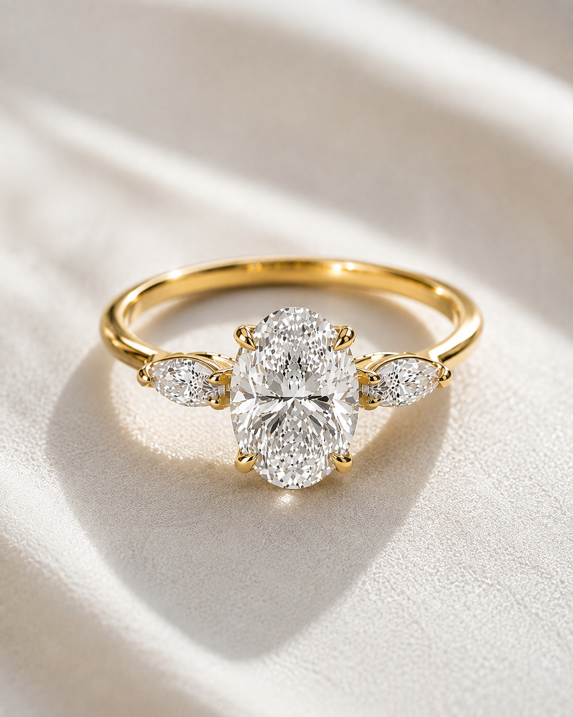 Oval brilliant Diamond Ring
