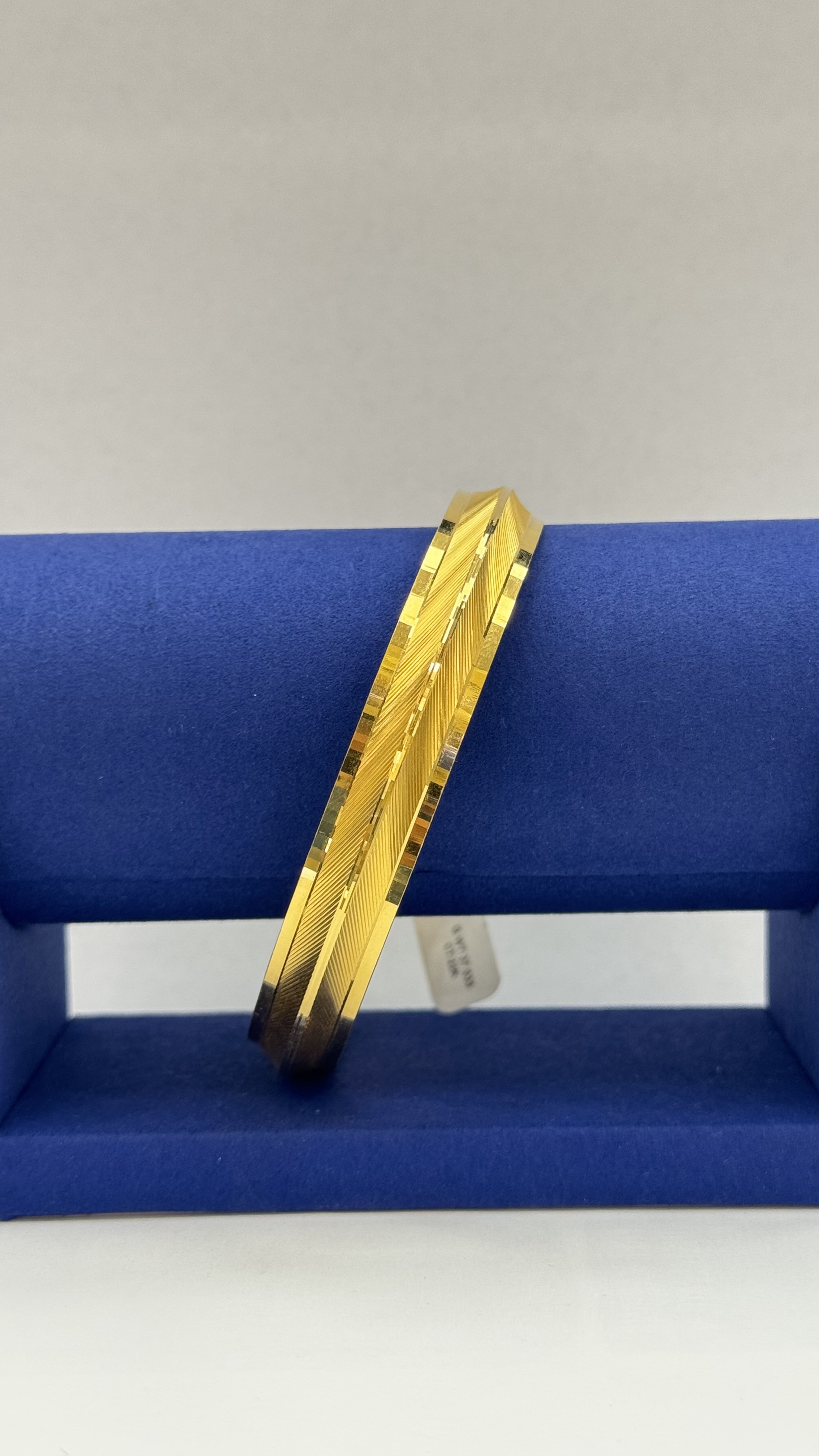 Men kada 37.033
