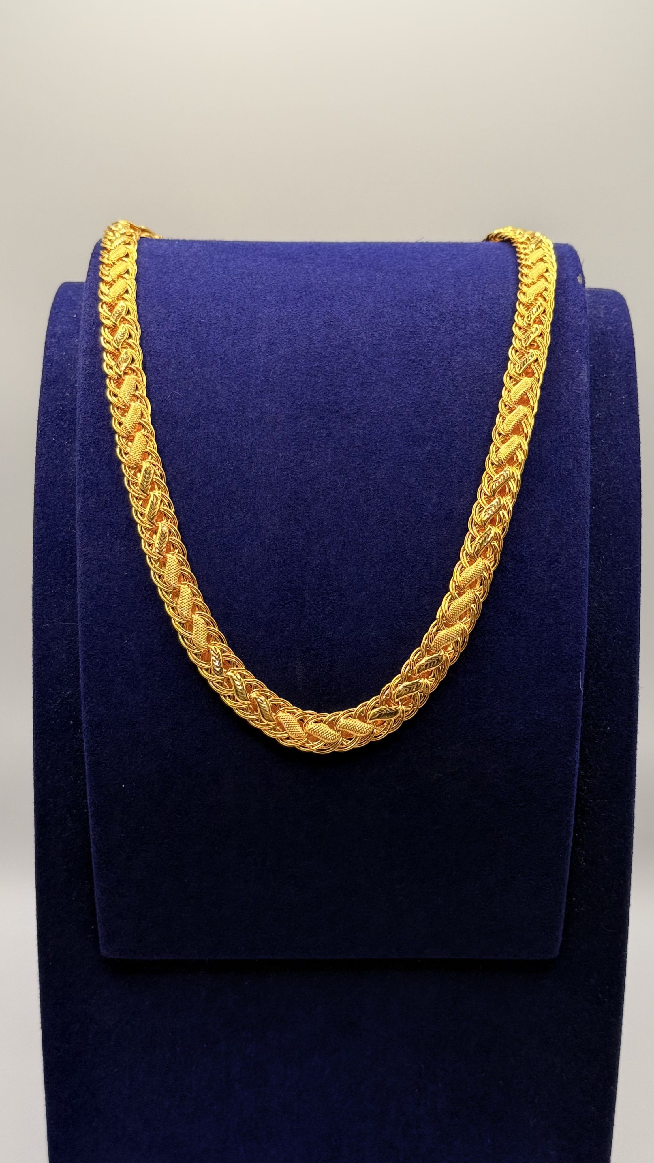 https://akirajewellery.com/product/Men%20chain%2028.5