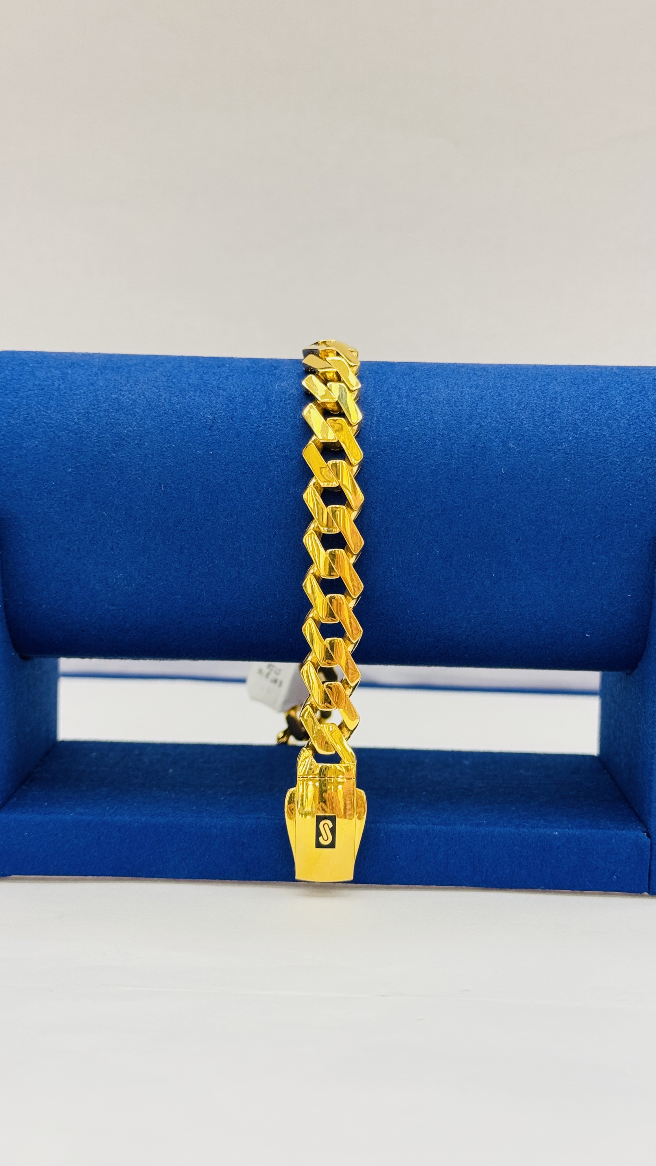 Men Bracelet 18.75g