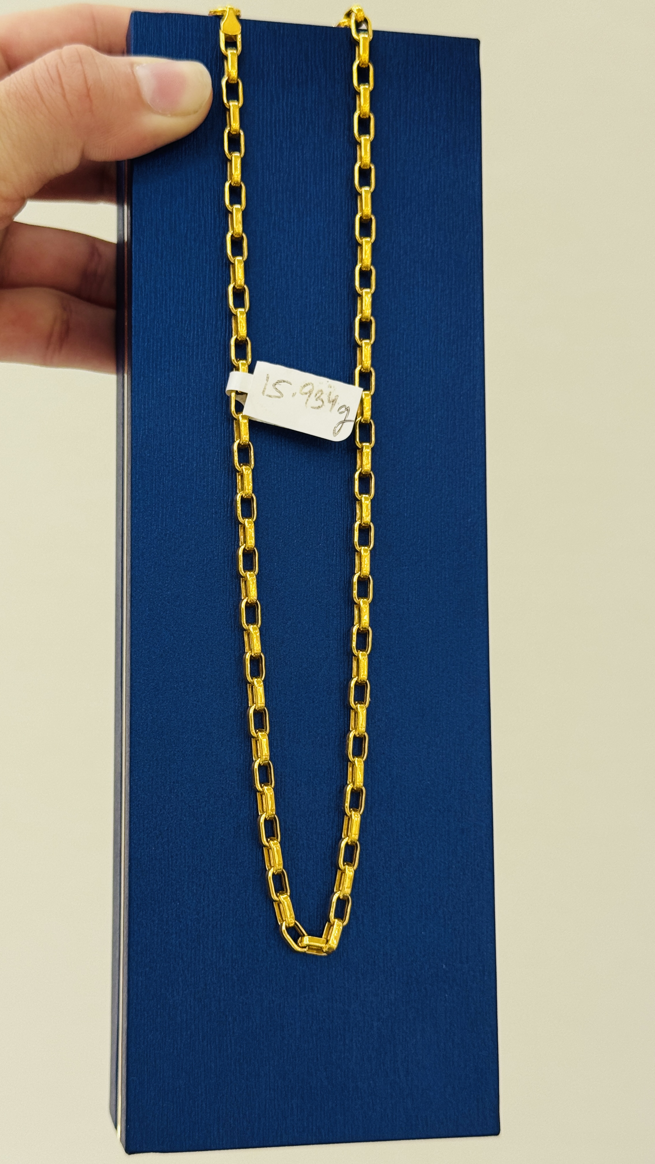 https://akirajewellery.com/product/Men%20Chain%2015.93g
