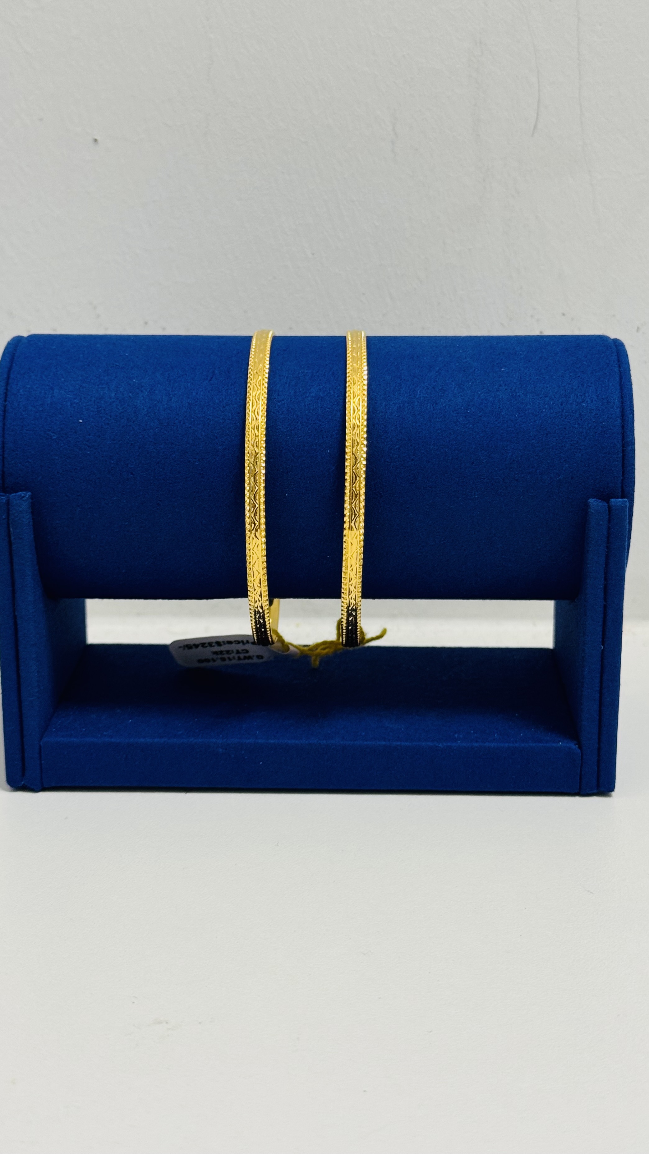 Women bangles 15.10g