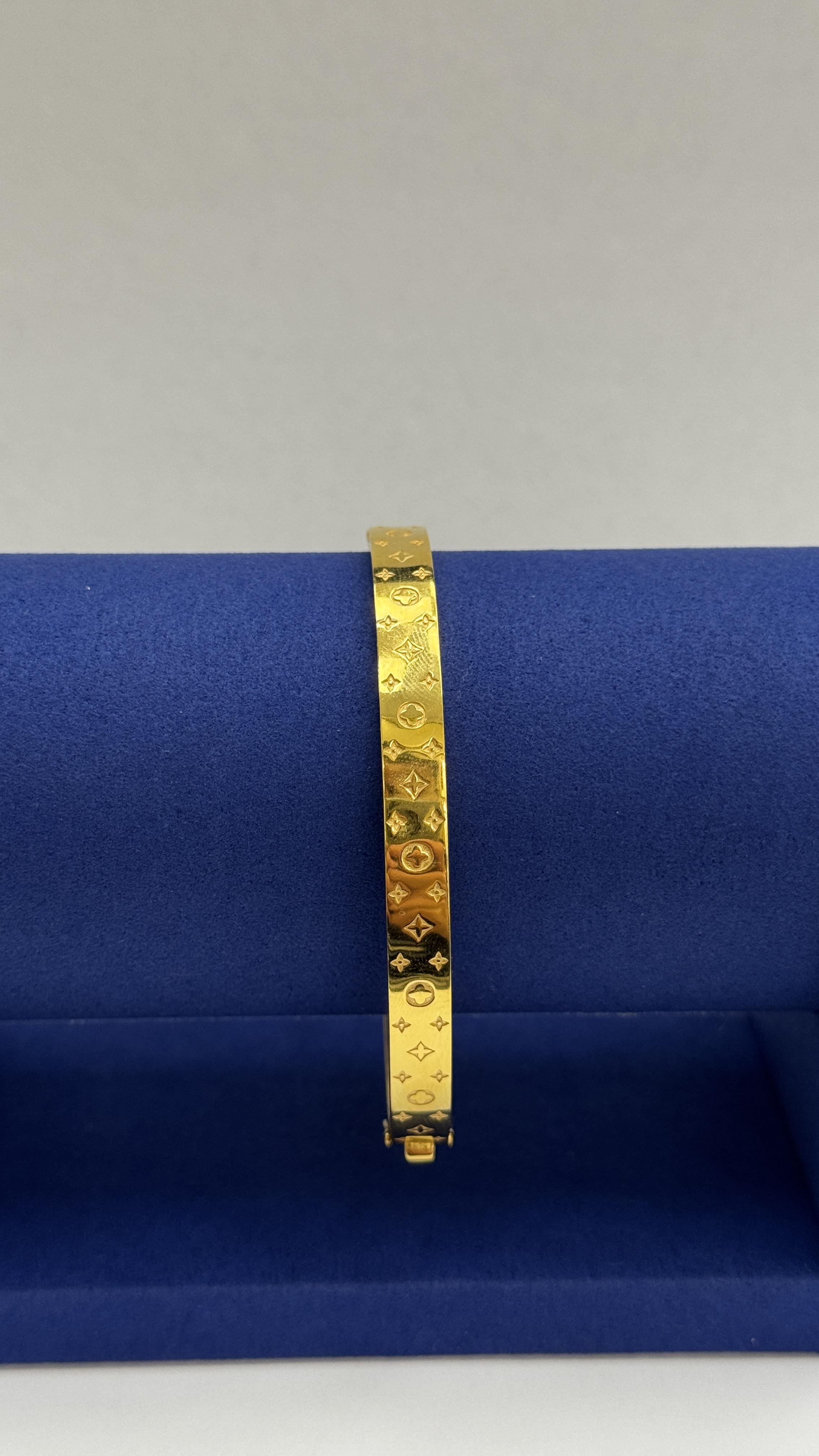 Women Bracelet 14.86g