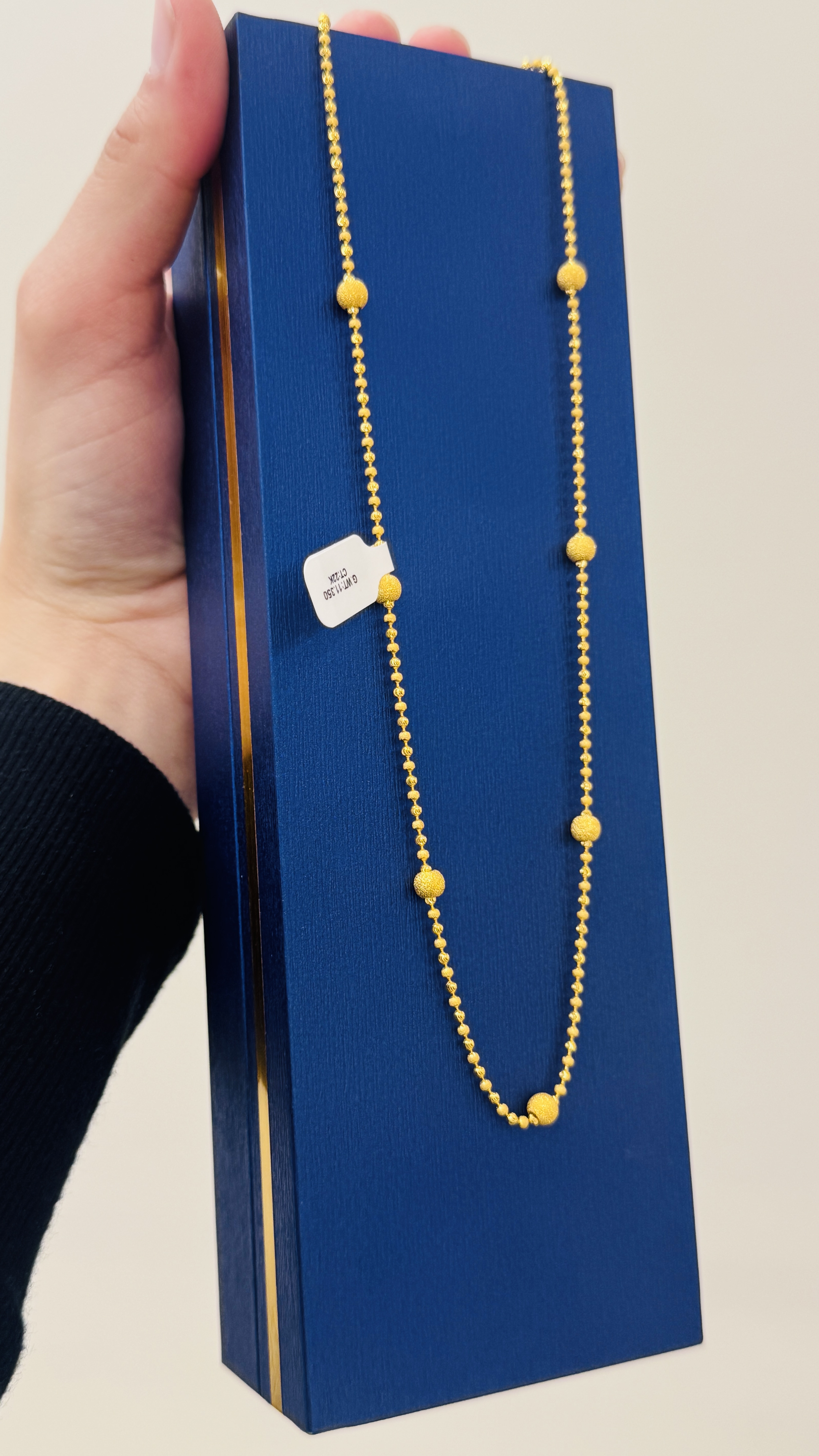 https://akirajewellery.com/product/Women%20Chain%2011.35g
