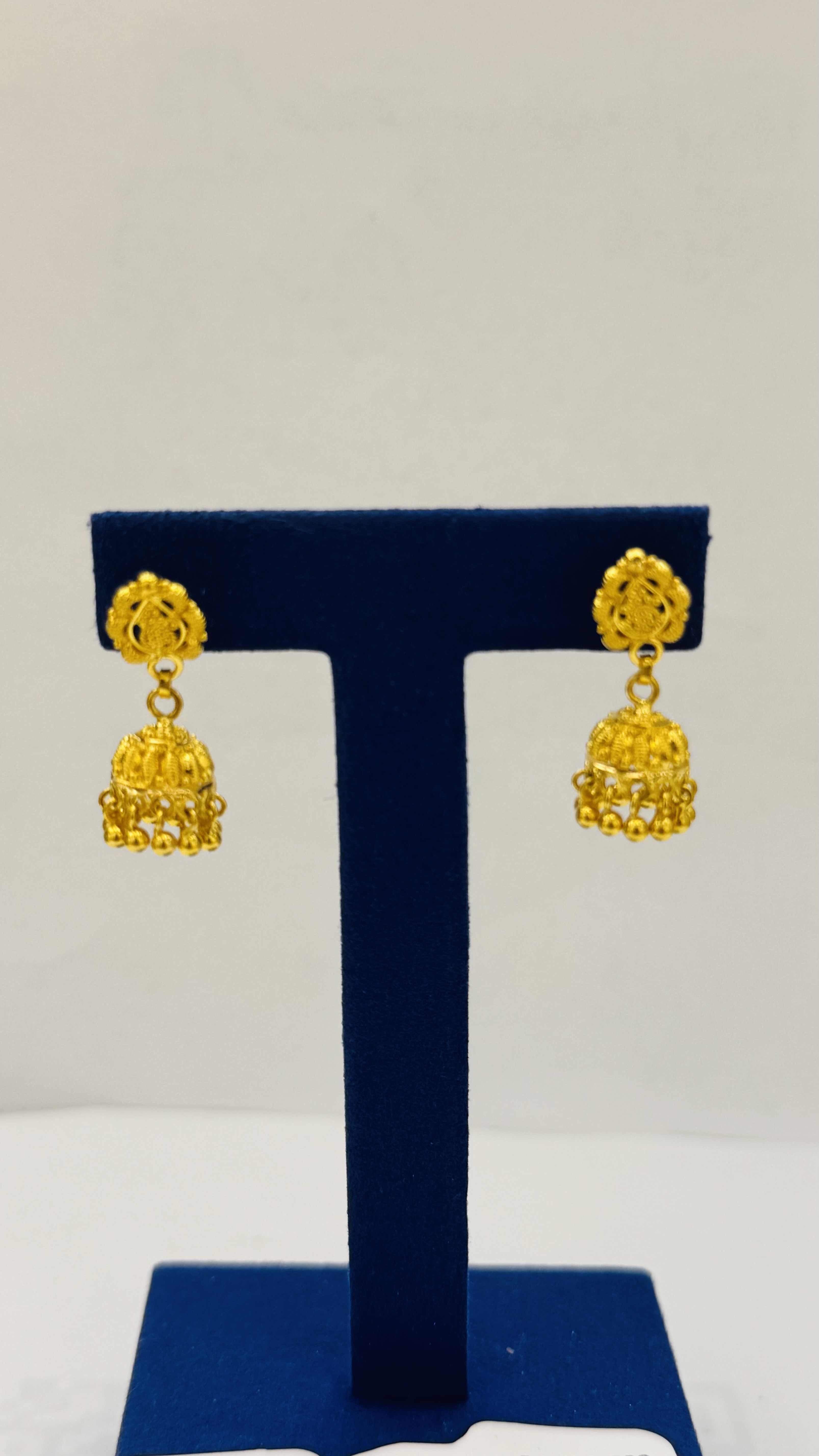 Women earrings 5.76