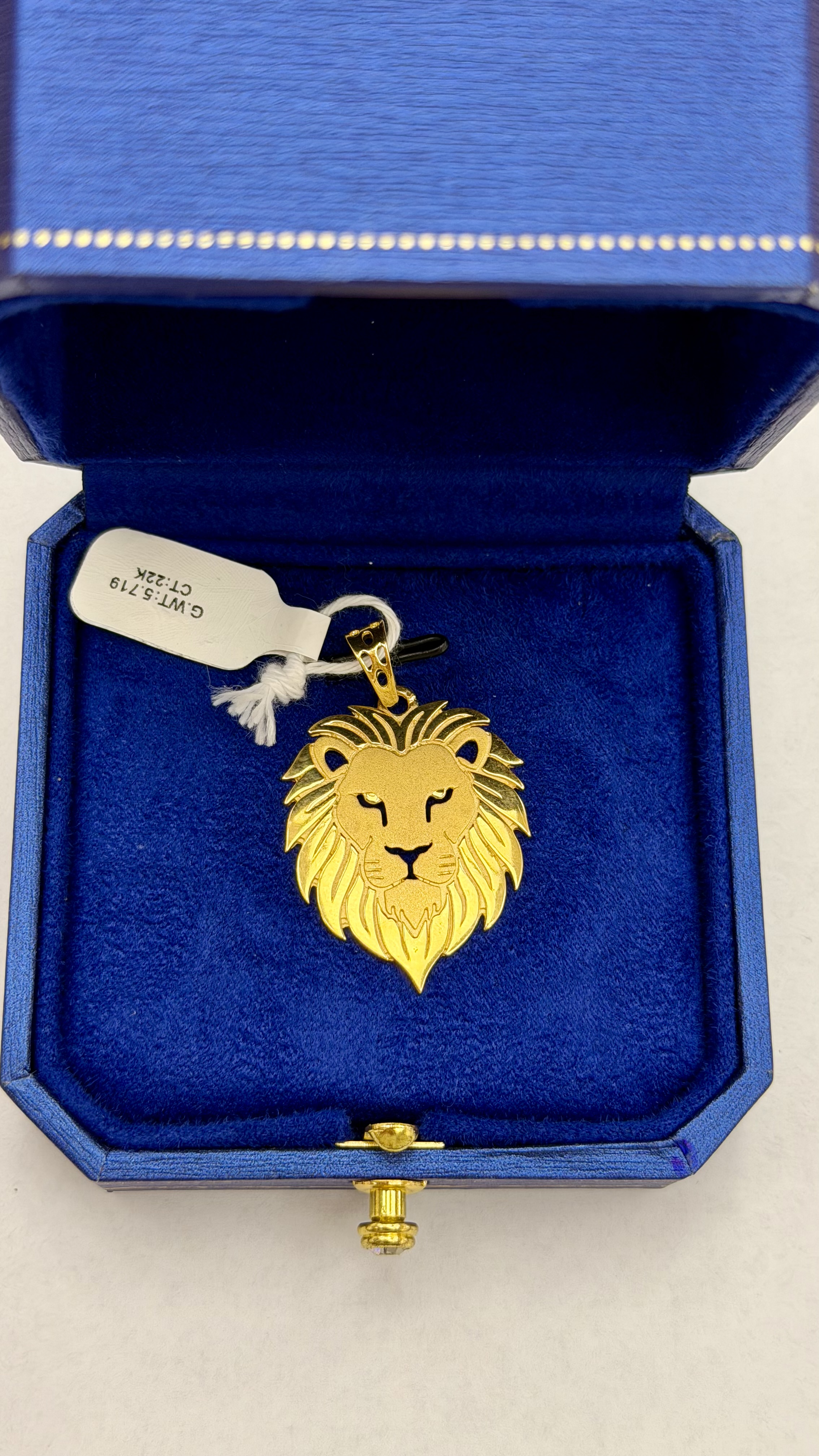 Men pendant5.719