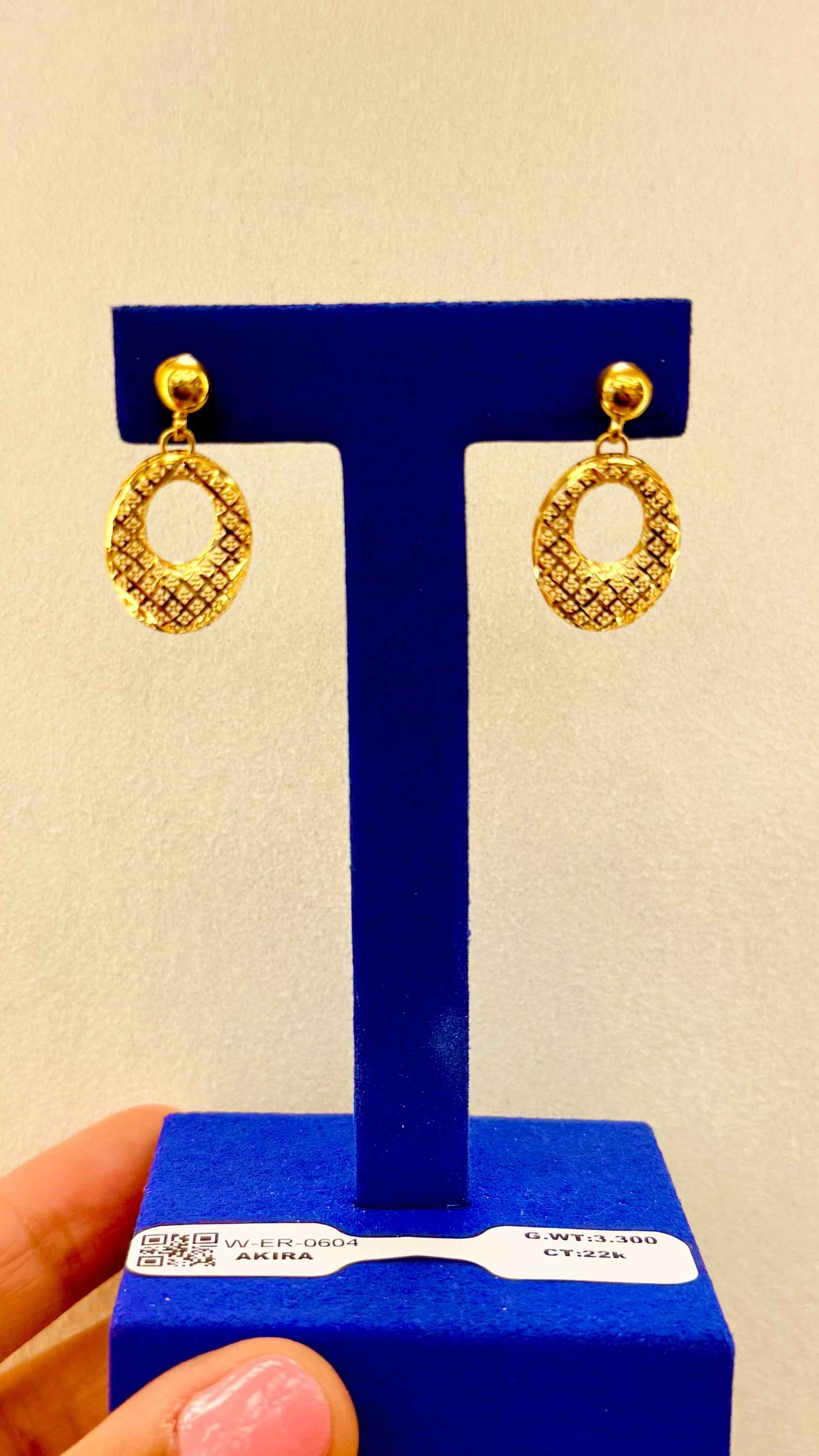 Women earrings 3.30 g