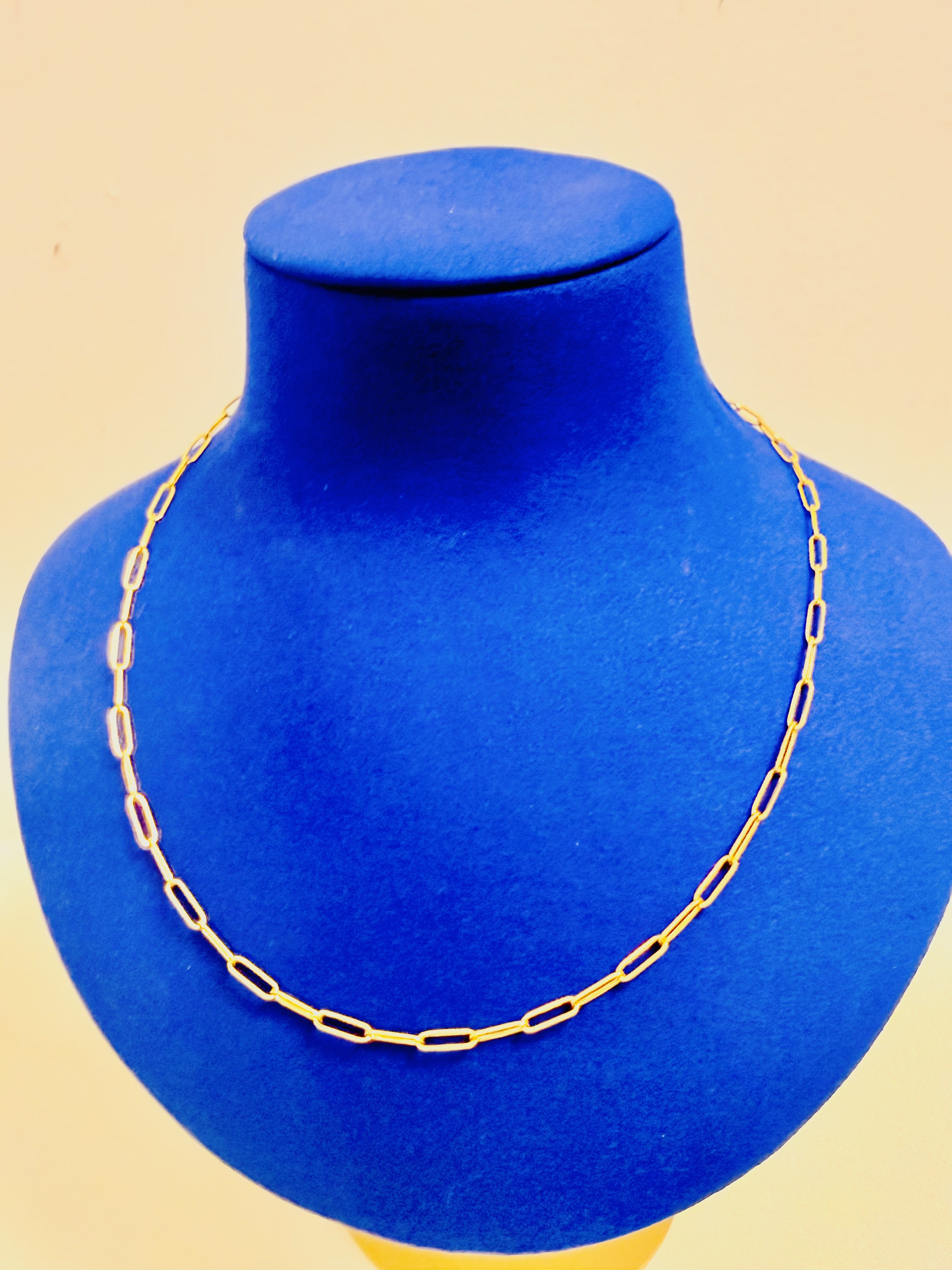 Women gold chains  7.63g