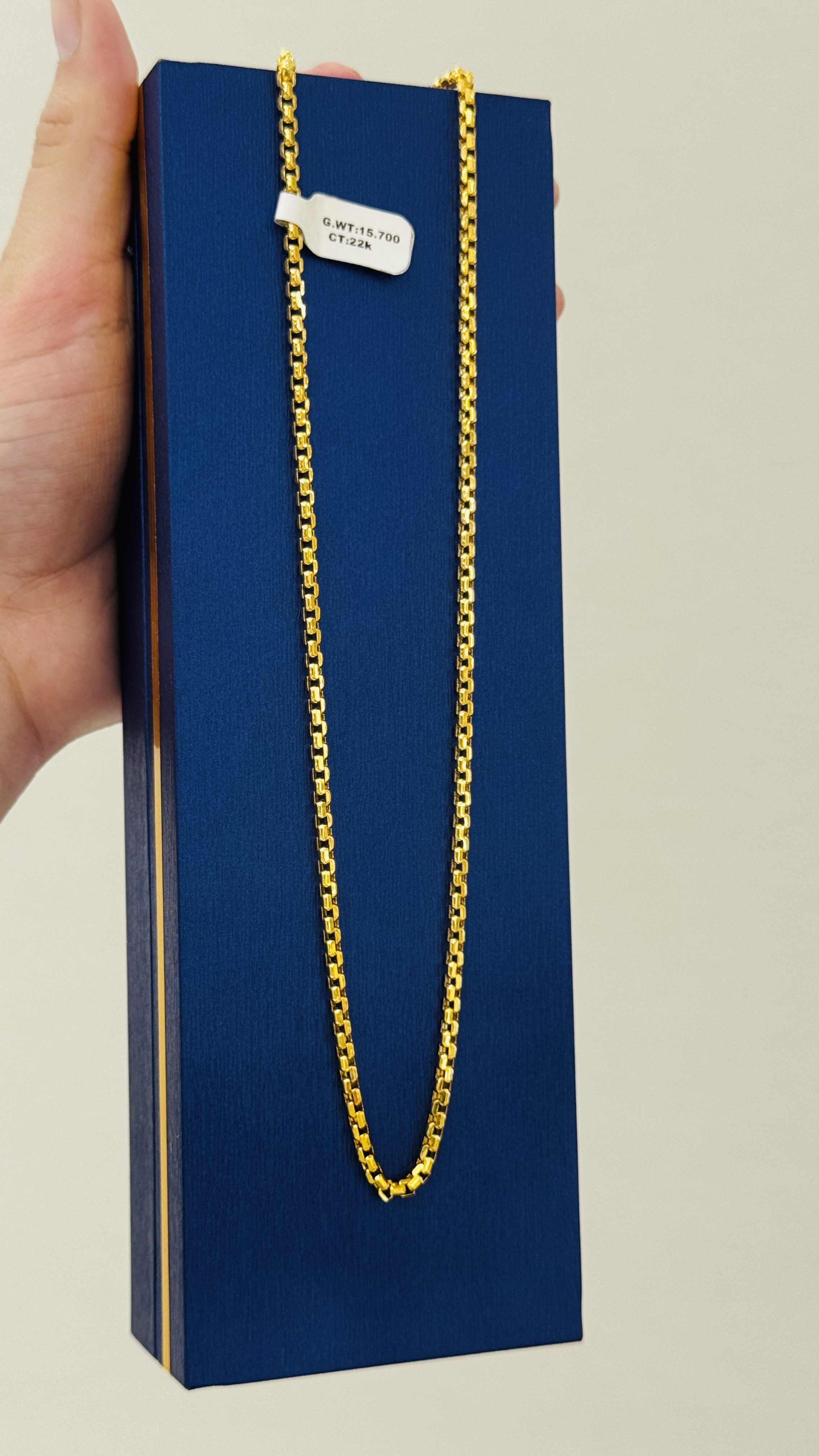 https://akirajewellery.com/product/Men%20gold%20chain%2015.70