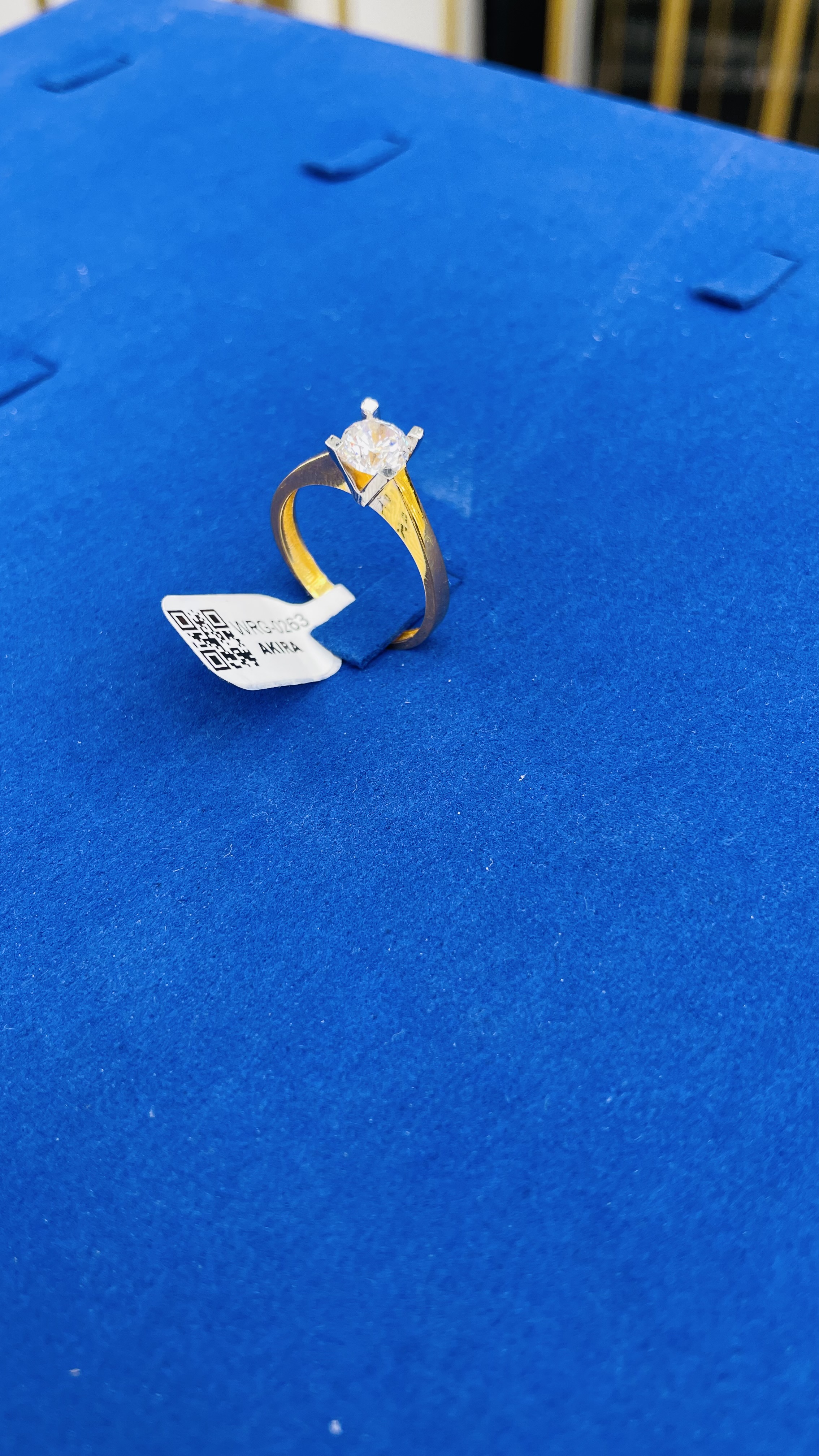 Women ring  3.95 g