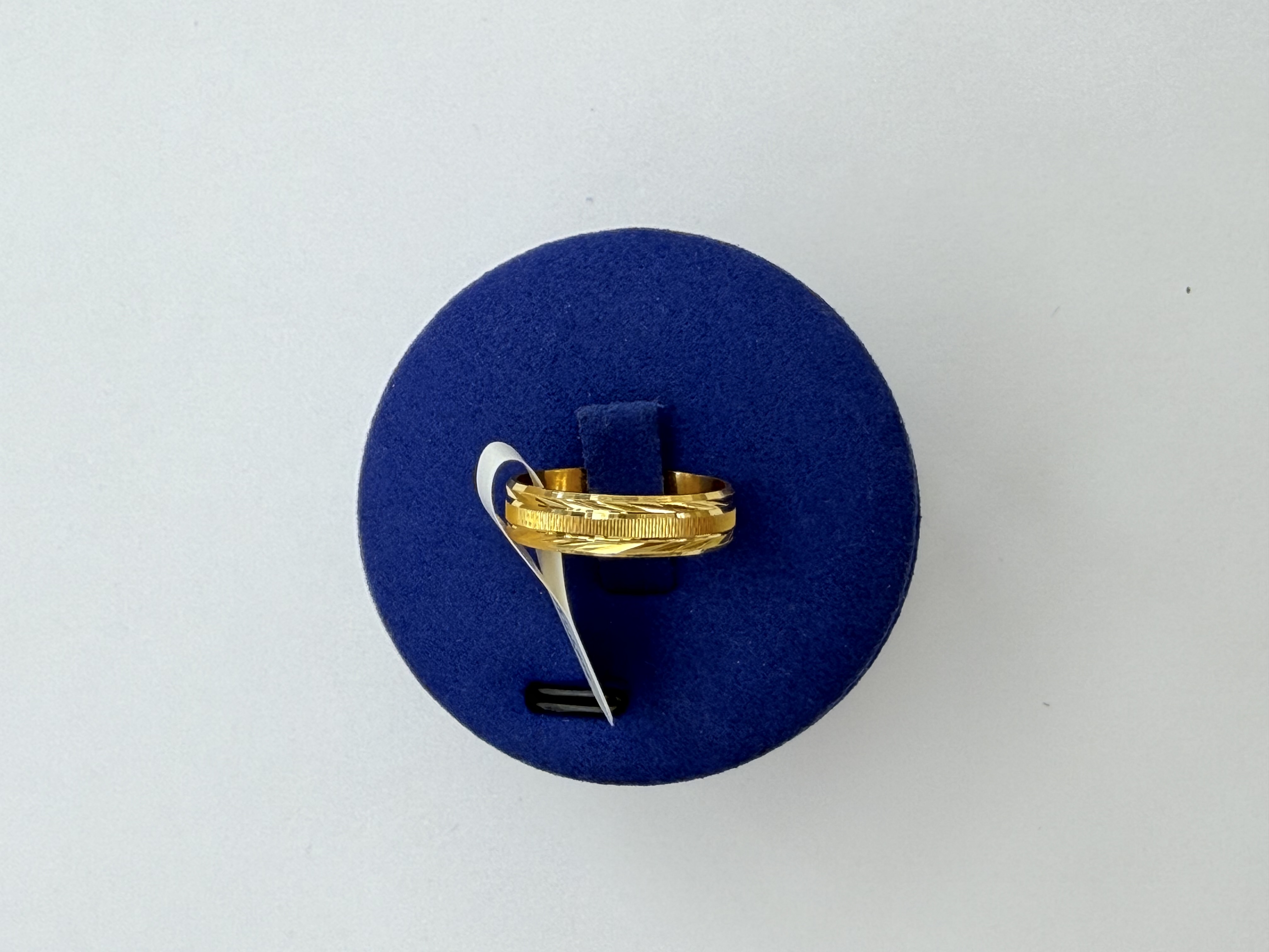https://akirajewellery.com/product/Band%20%204.922