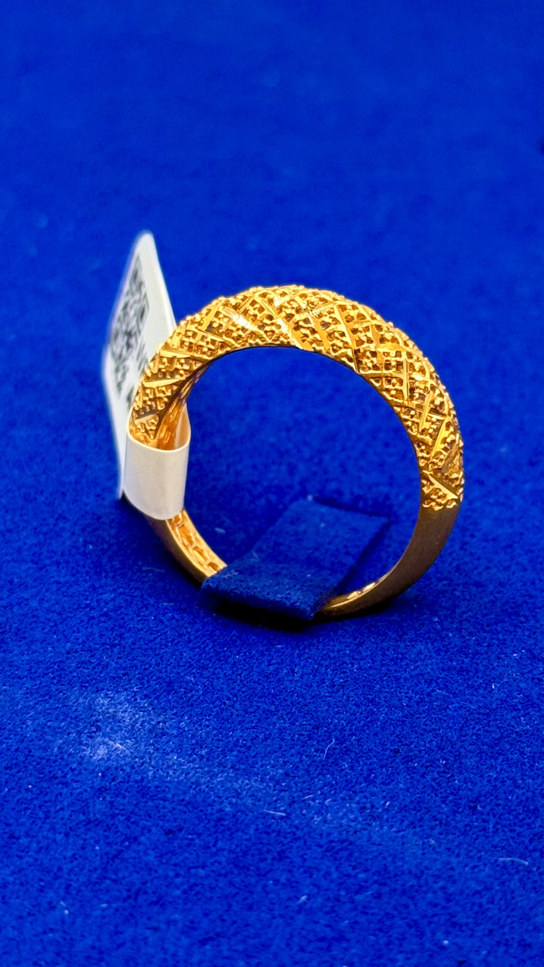 https://akirajewellery.com/product/Women%20ring%202.29