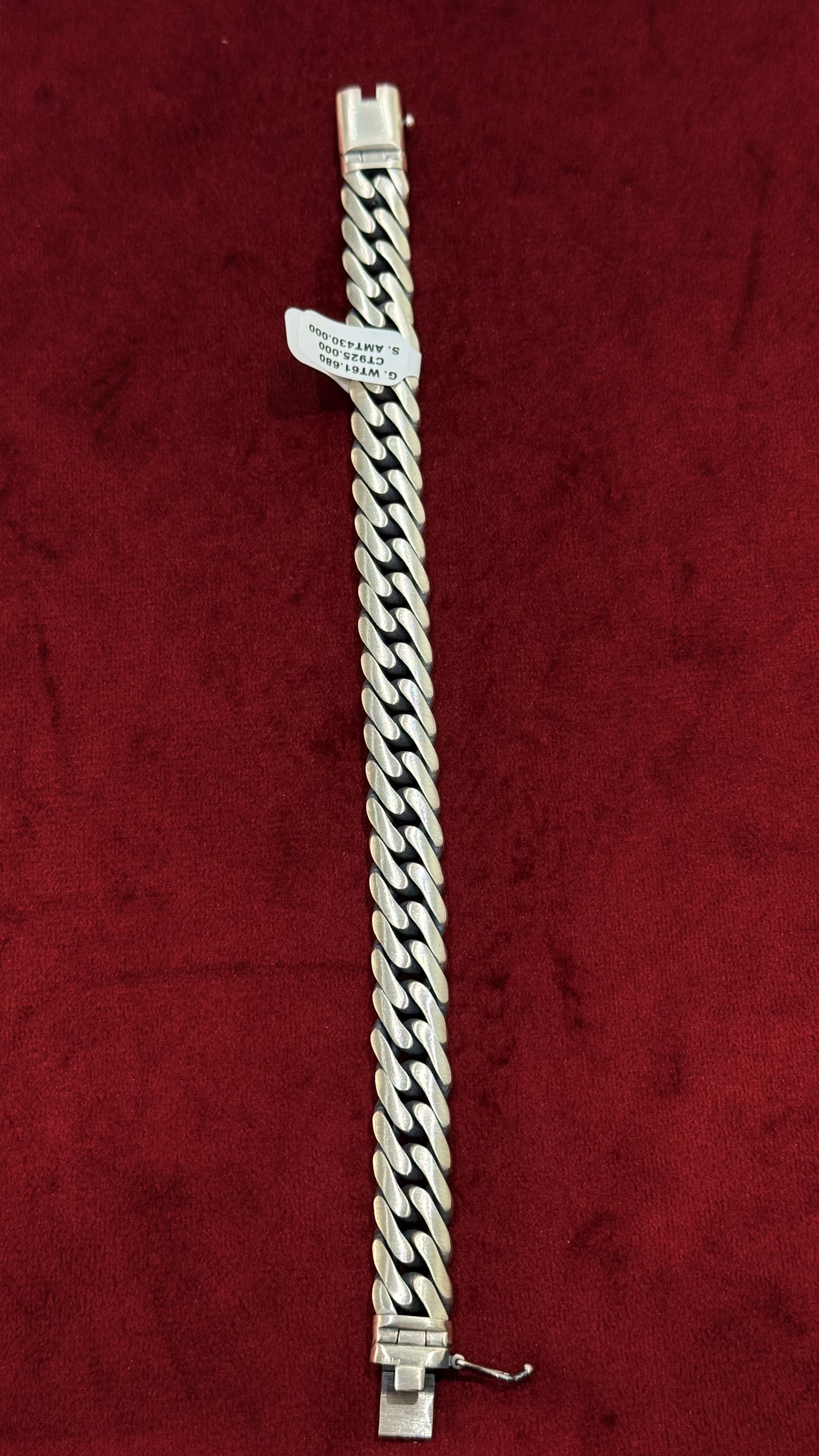 https://akirajewellery.com/product/61.68%20GRAM%20MEN%20SILVER%20BRACELET