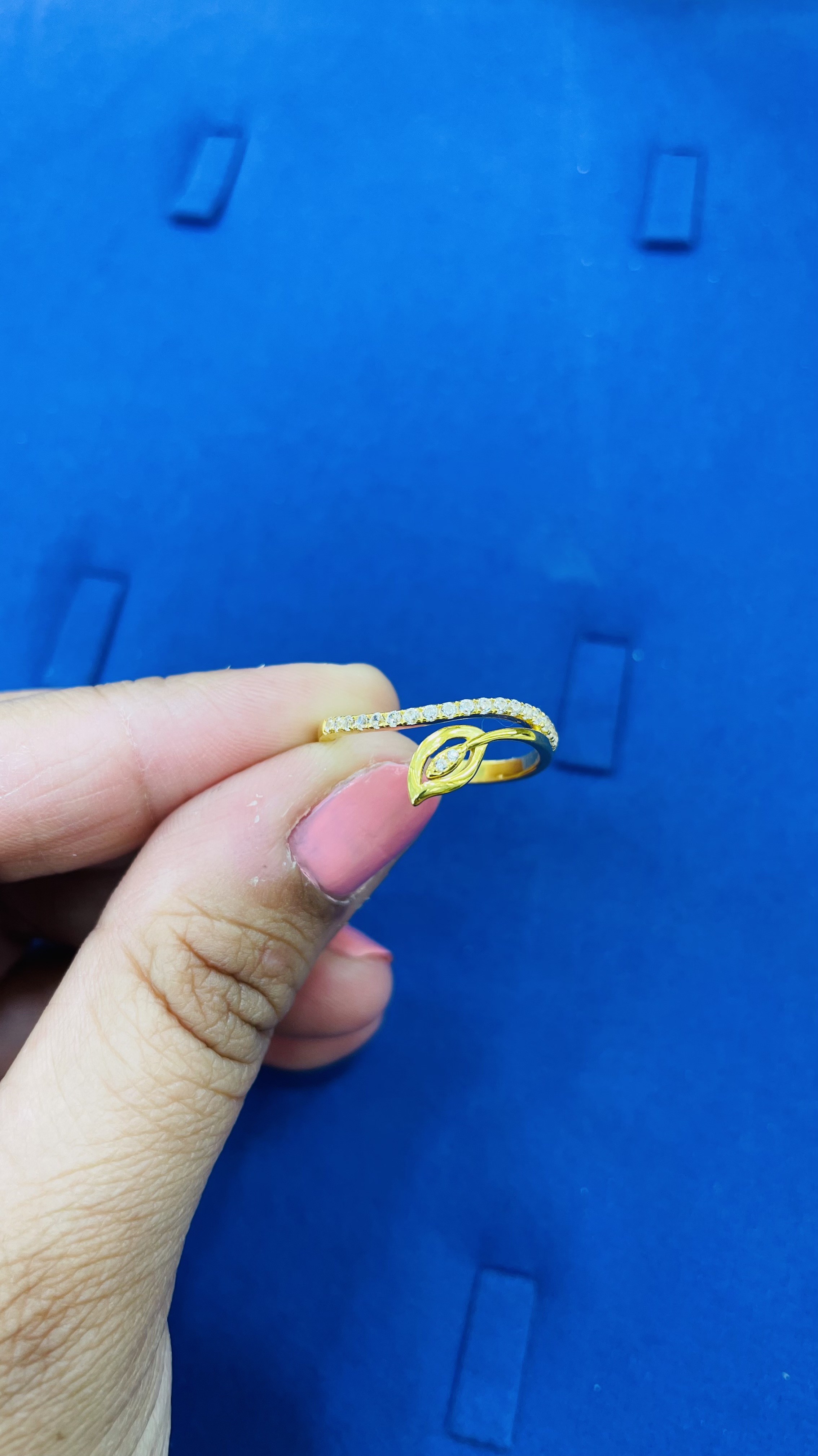 Women ring  2.53 g