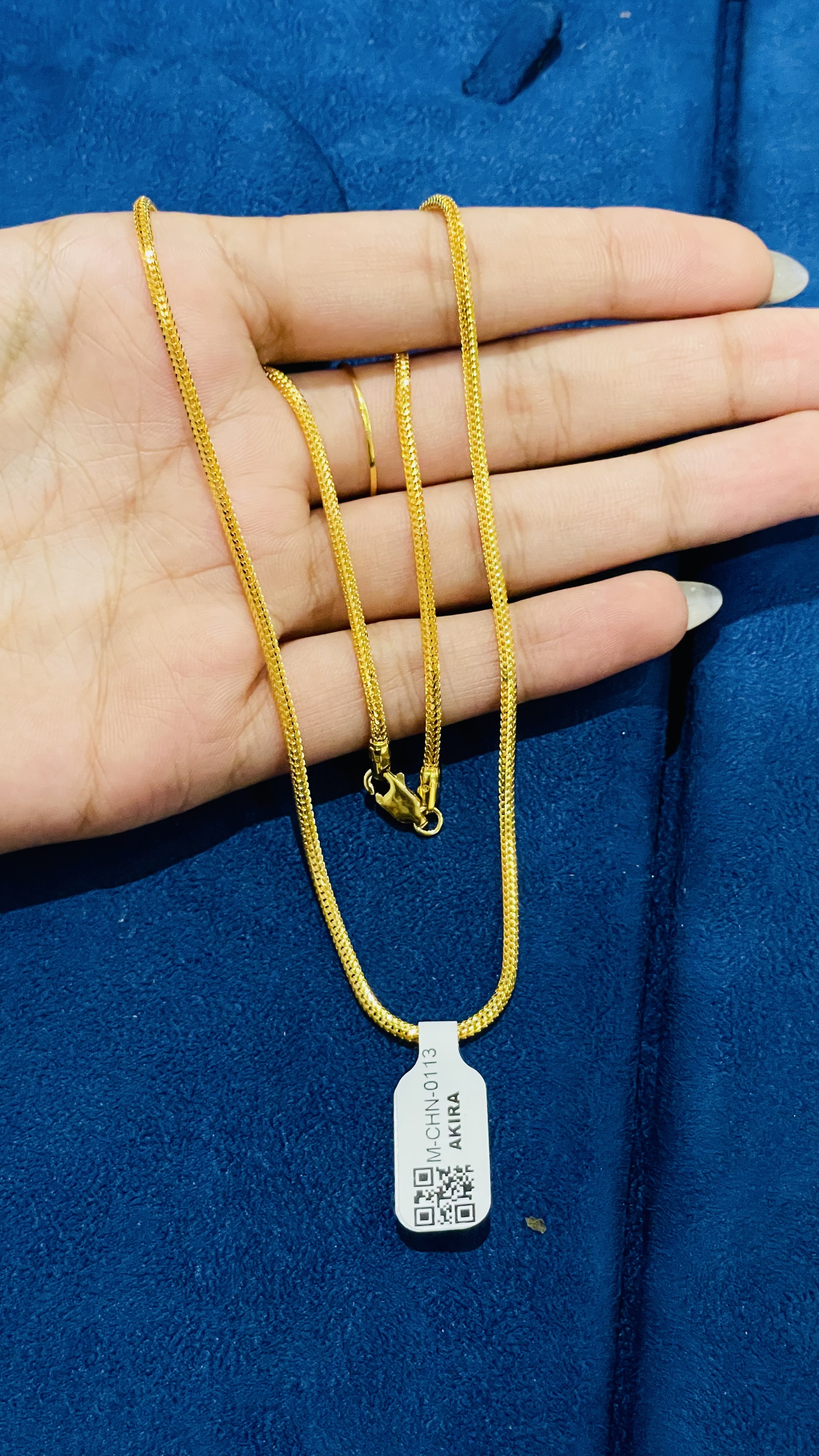 https://akirajewellery.com/product/SOLID%20WOMEN%20GOLD%20CHAIN