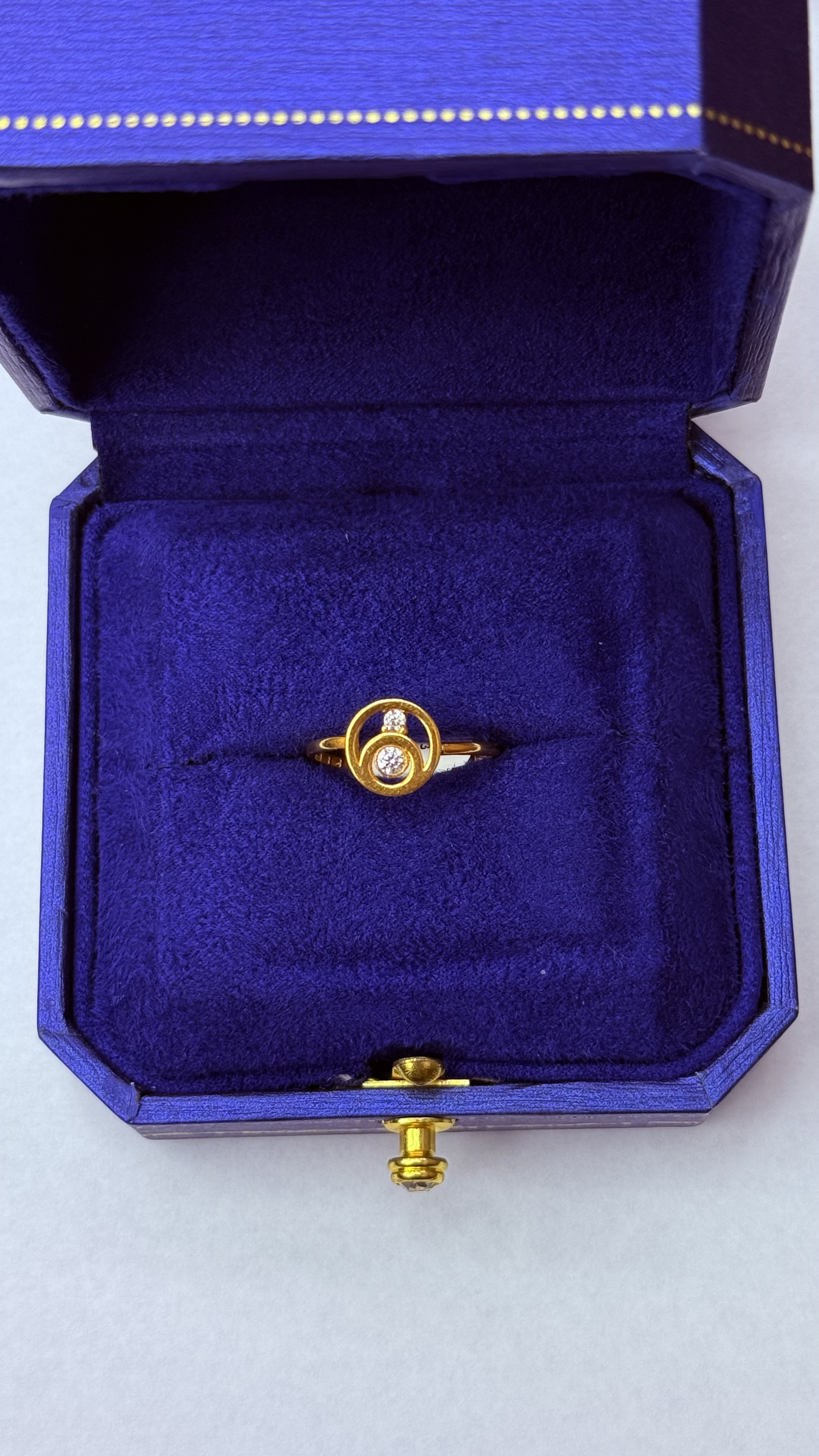 Women ring1.04
