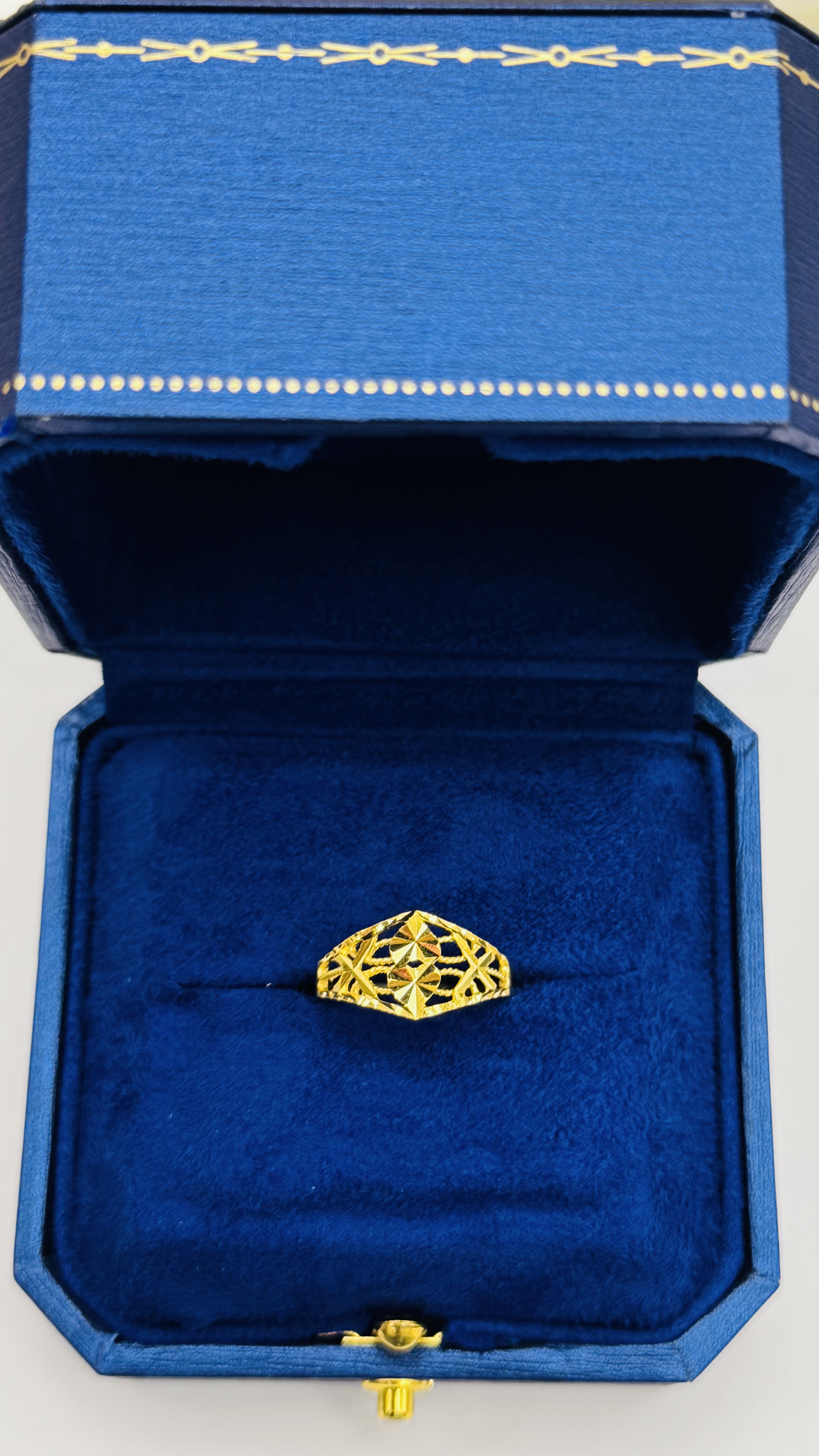 Women ring 2.233