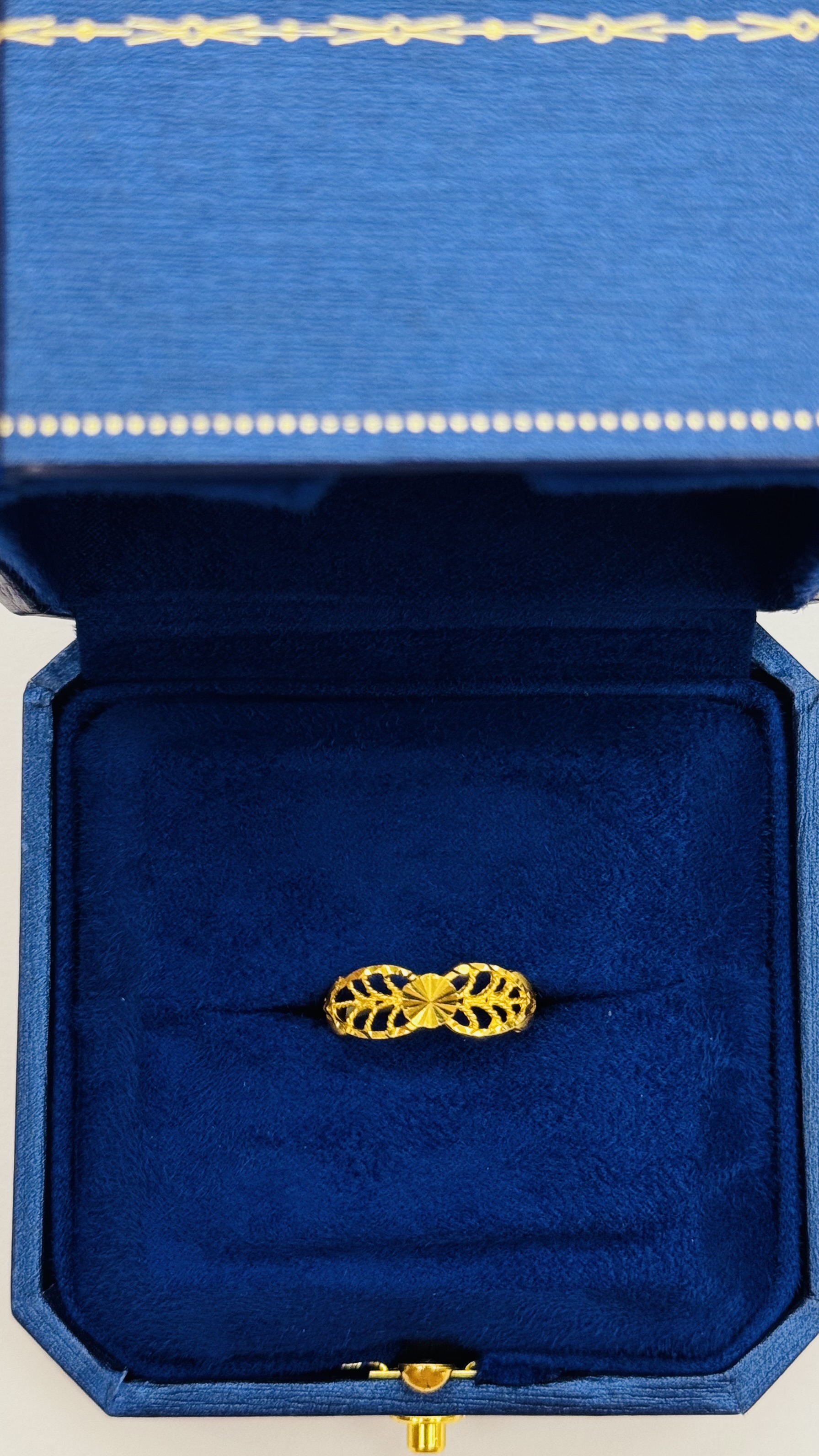 Women ring 1.703