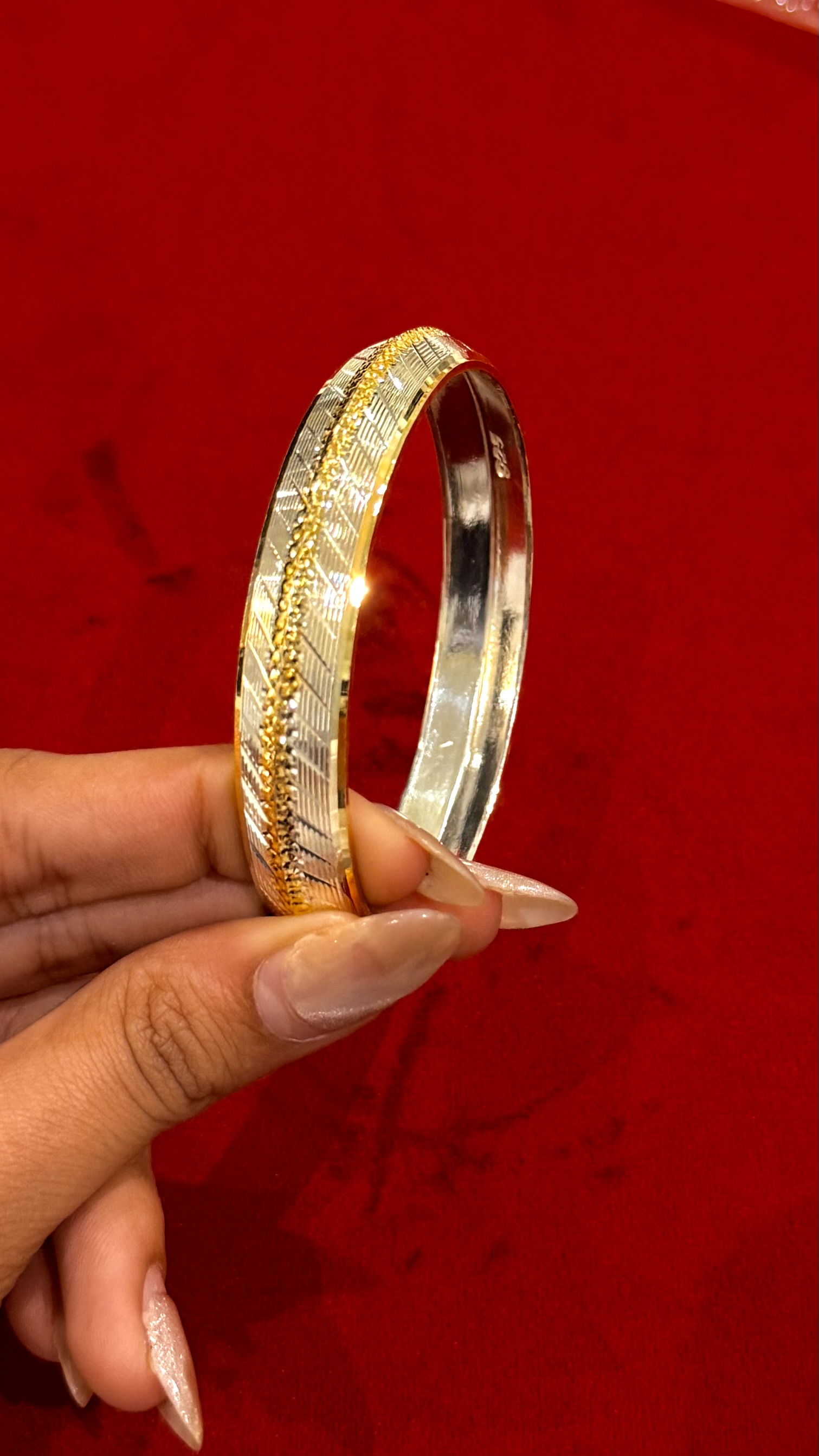 CENTER GOLDEN DOTTED MENS SILVER KADA