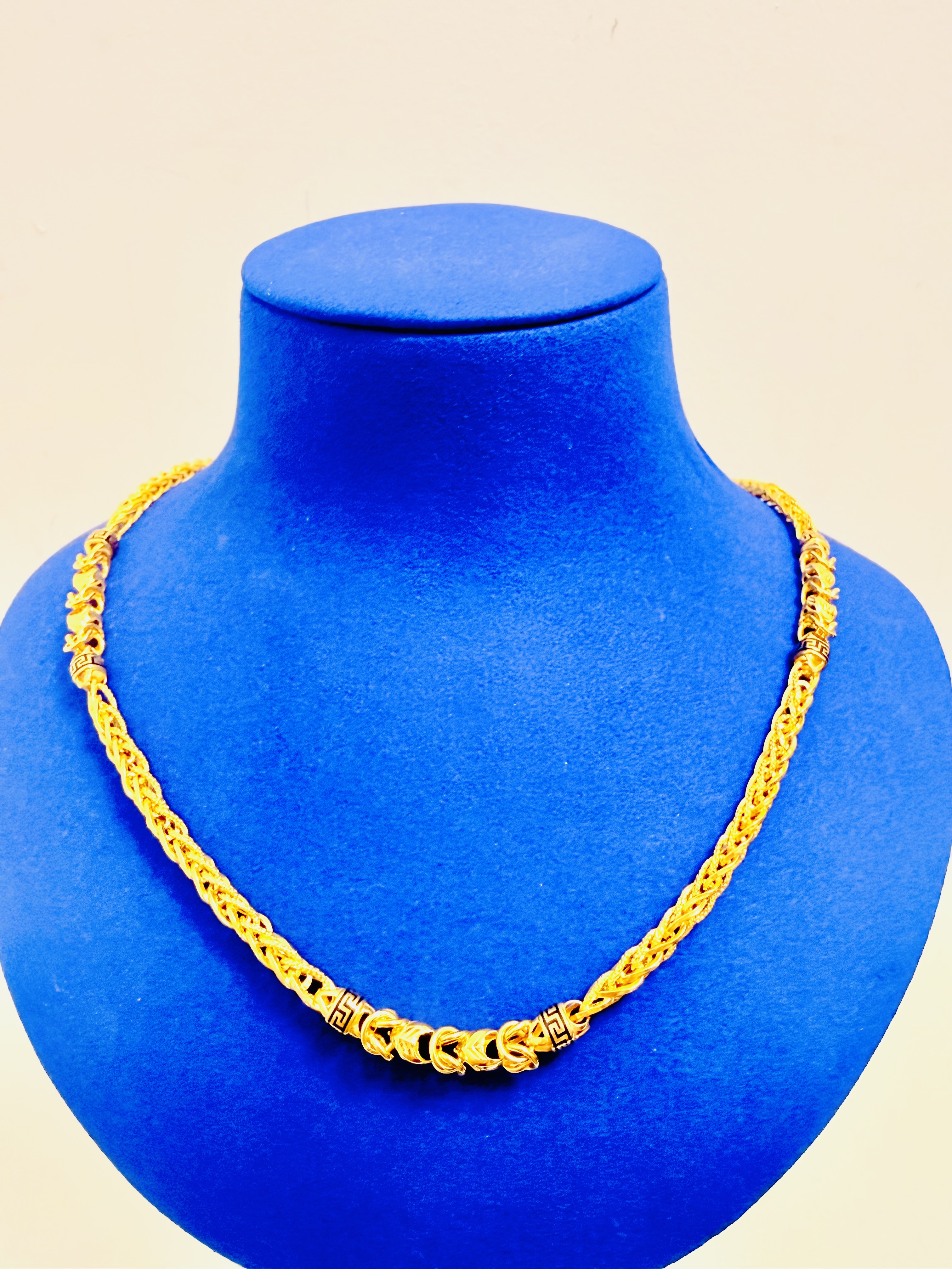 Men gold chain 23.25g