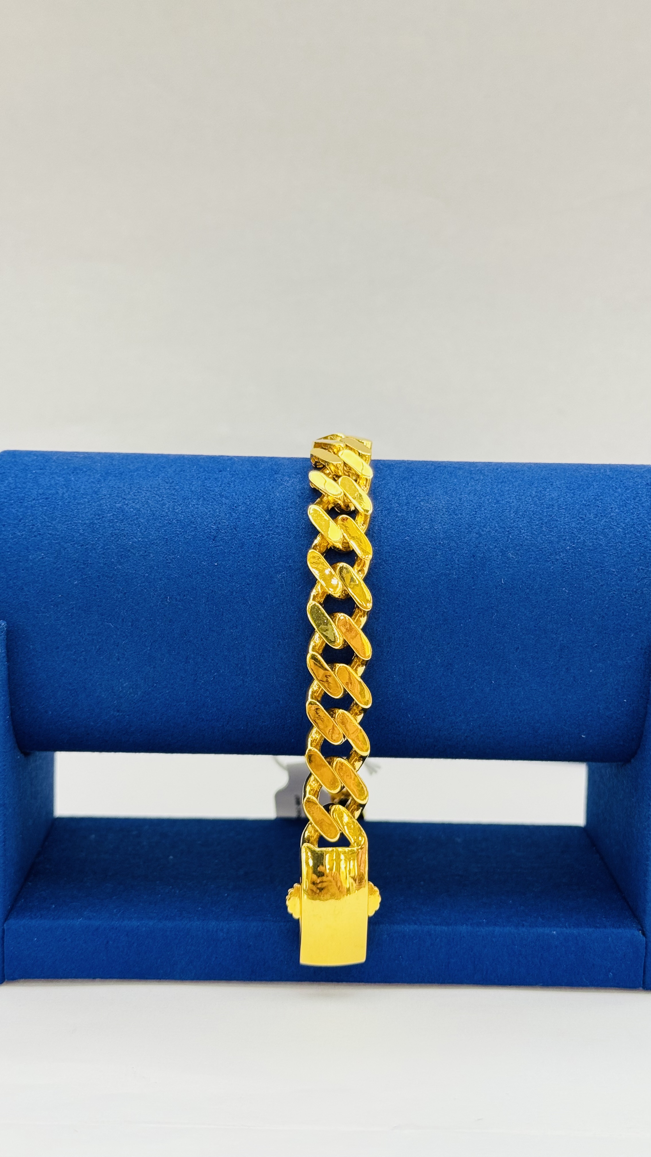 Men Bracelet 18.50g
