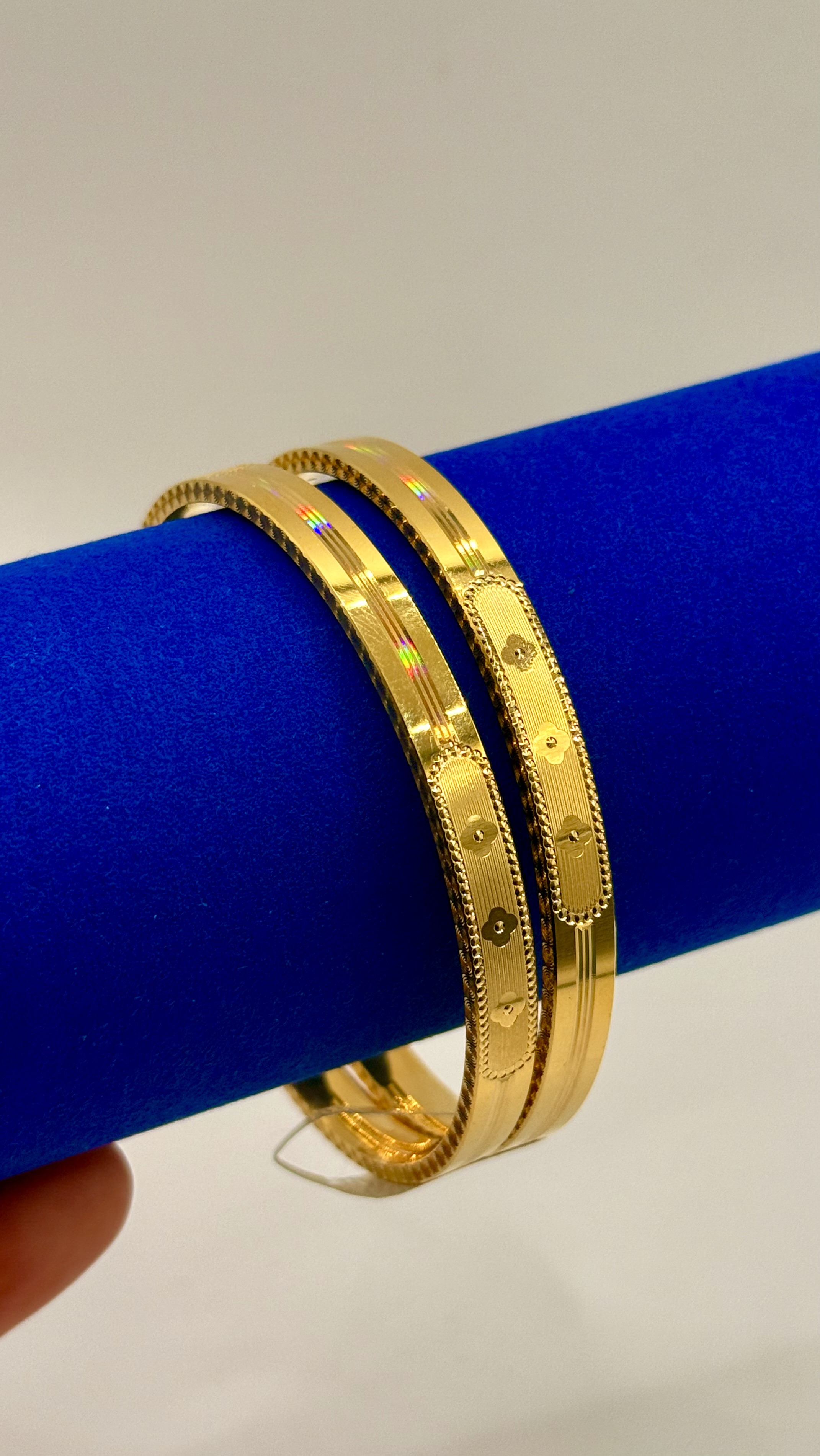 Women bangles 24.41