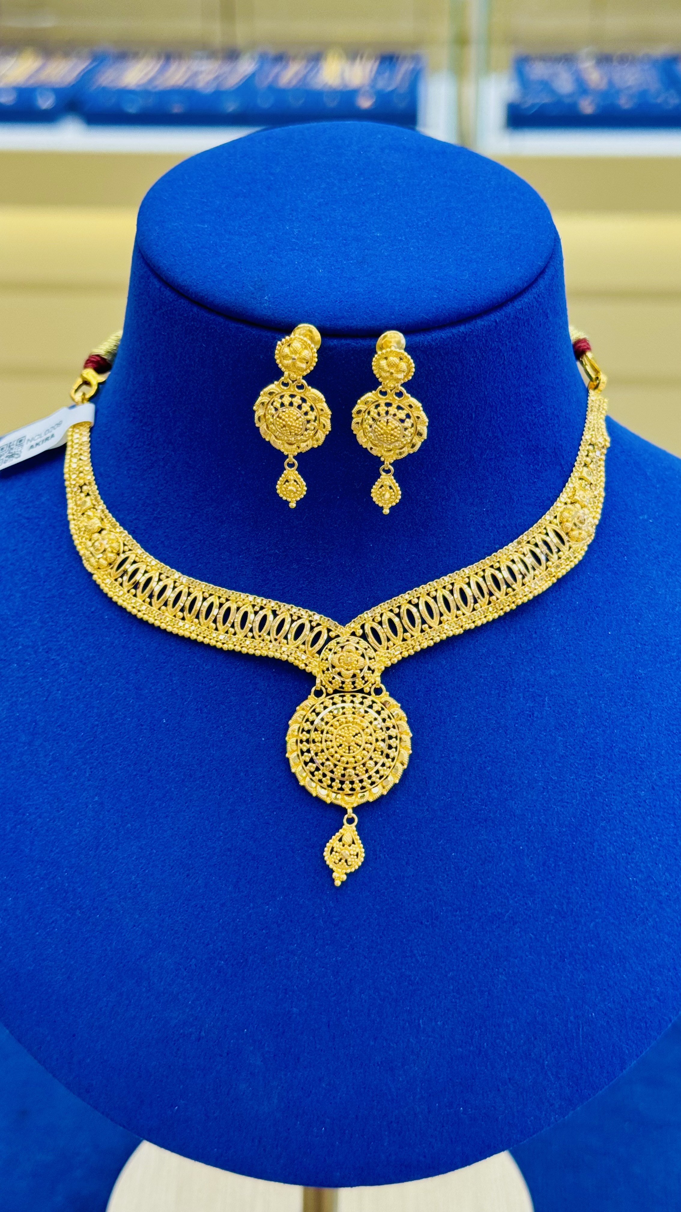 Women necklace 23.30g