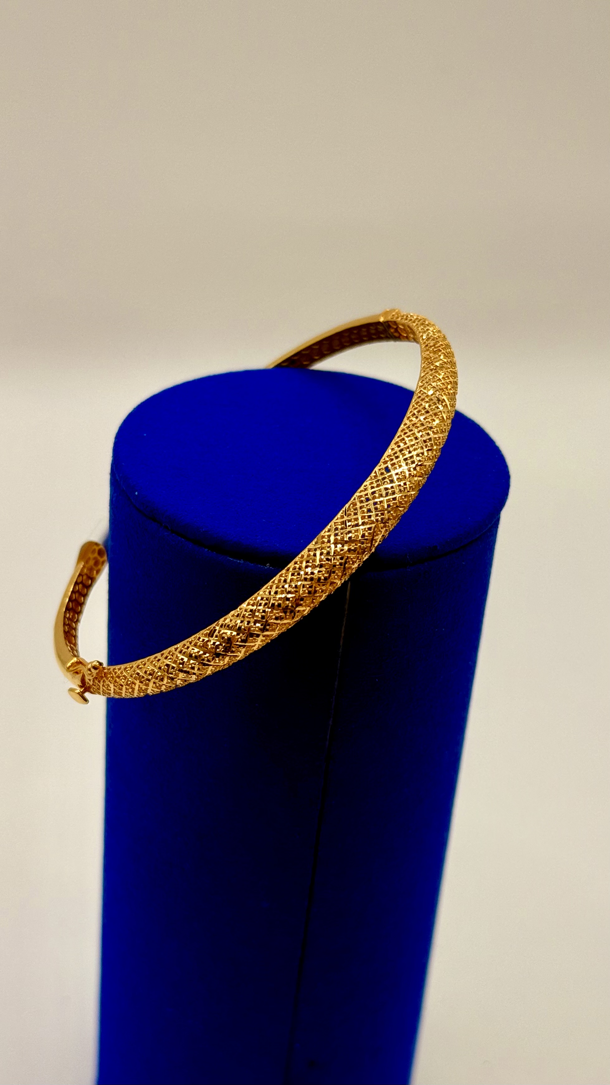 Women bracelet 7.50
