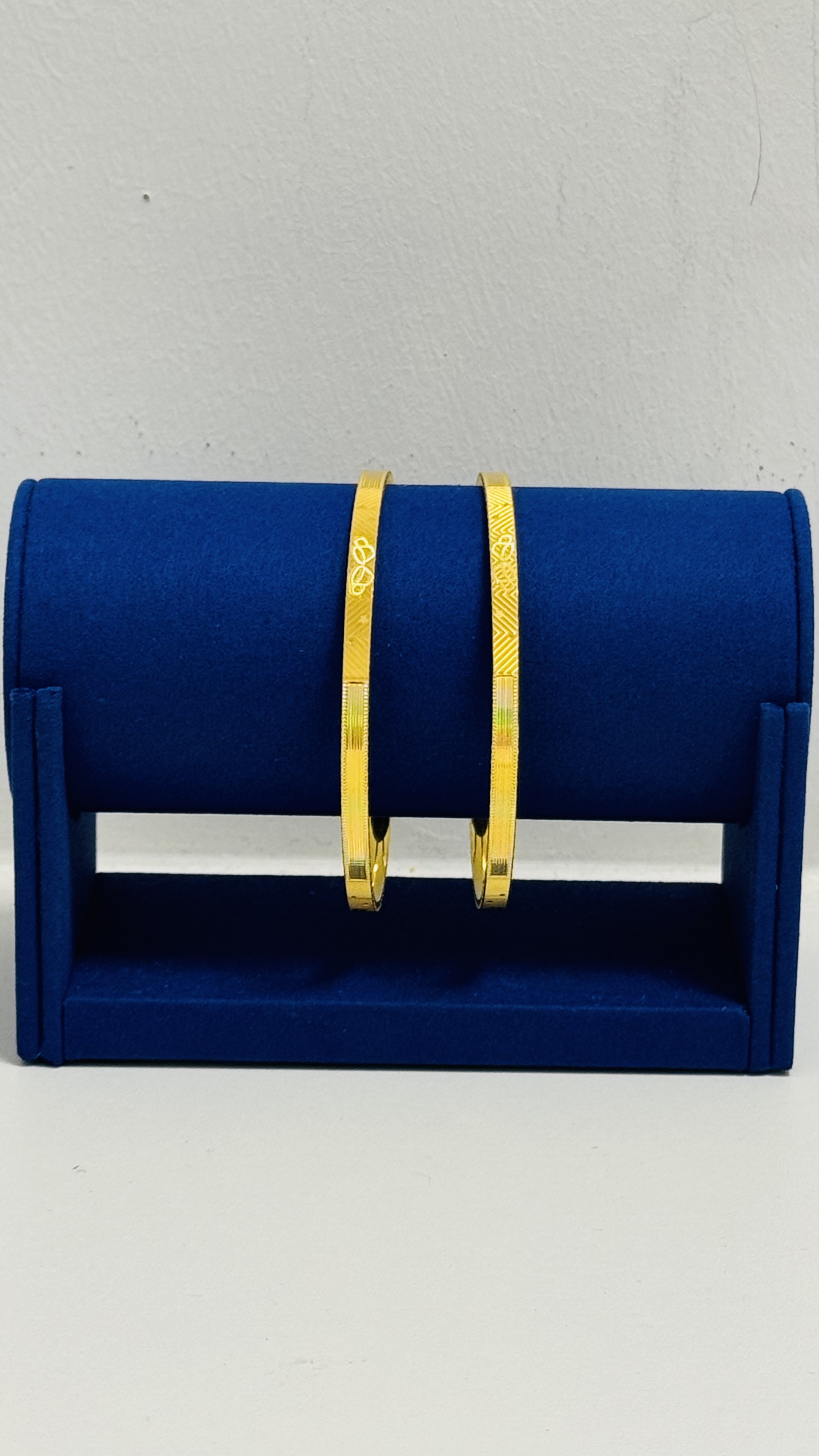 Women bangles 20.06g