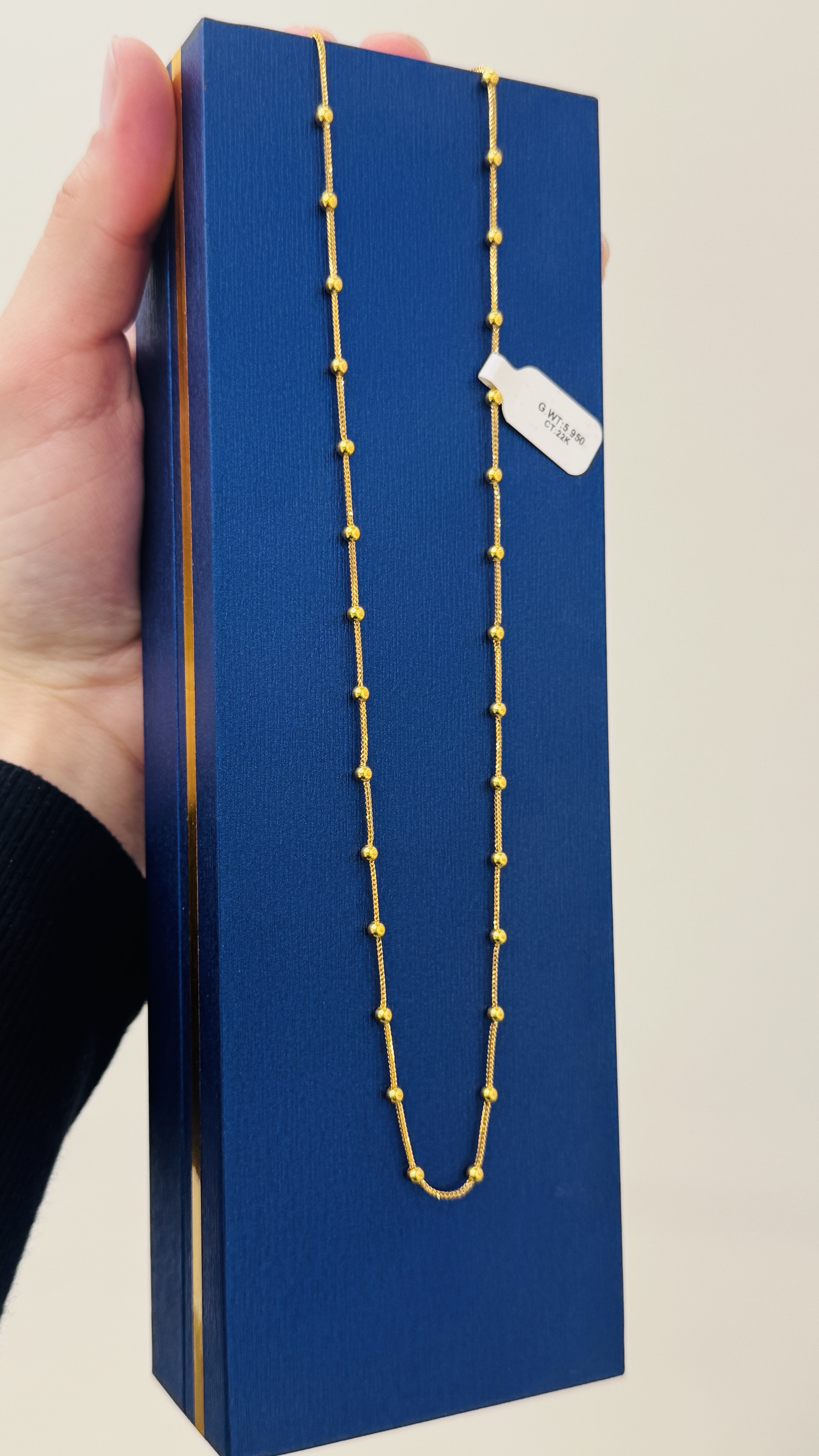 https://akirajewellery.com/product/Women%20Chain%205.95g