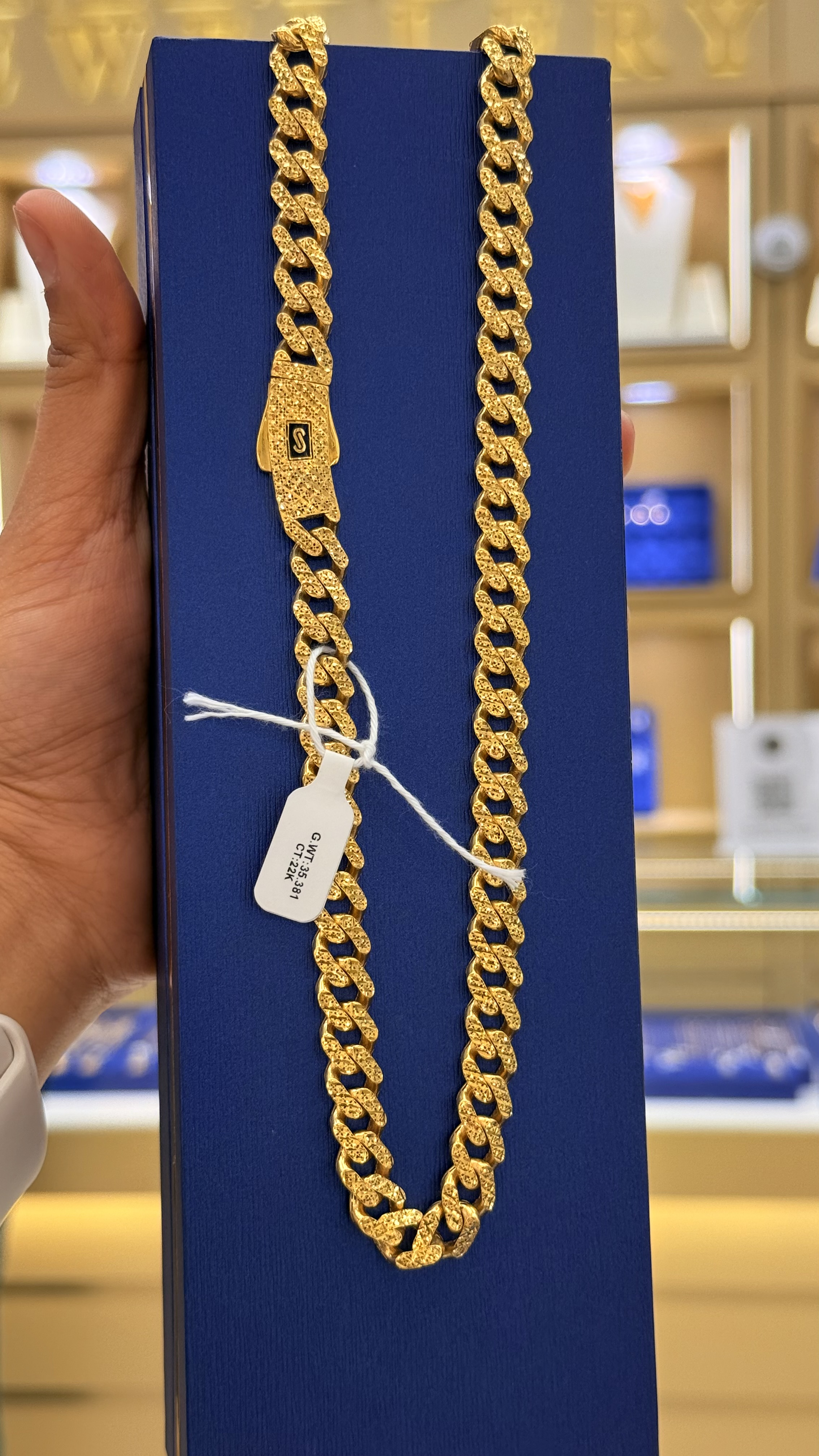 Men chain 35.38