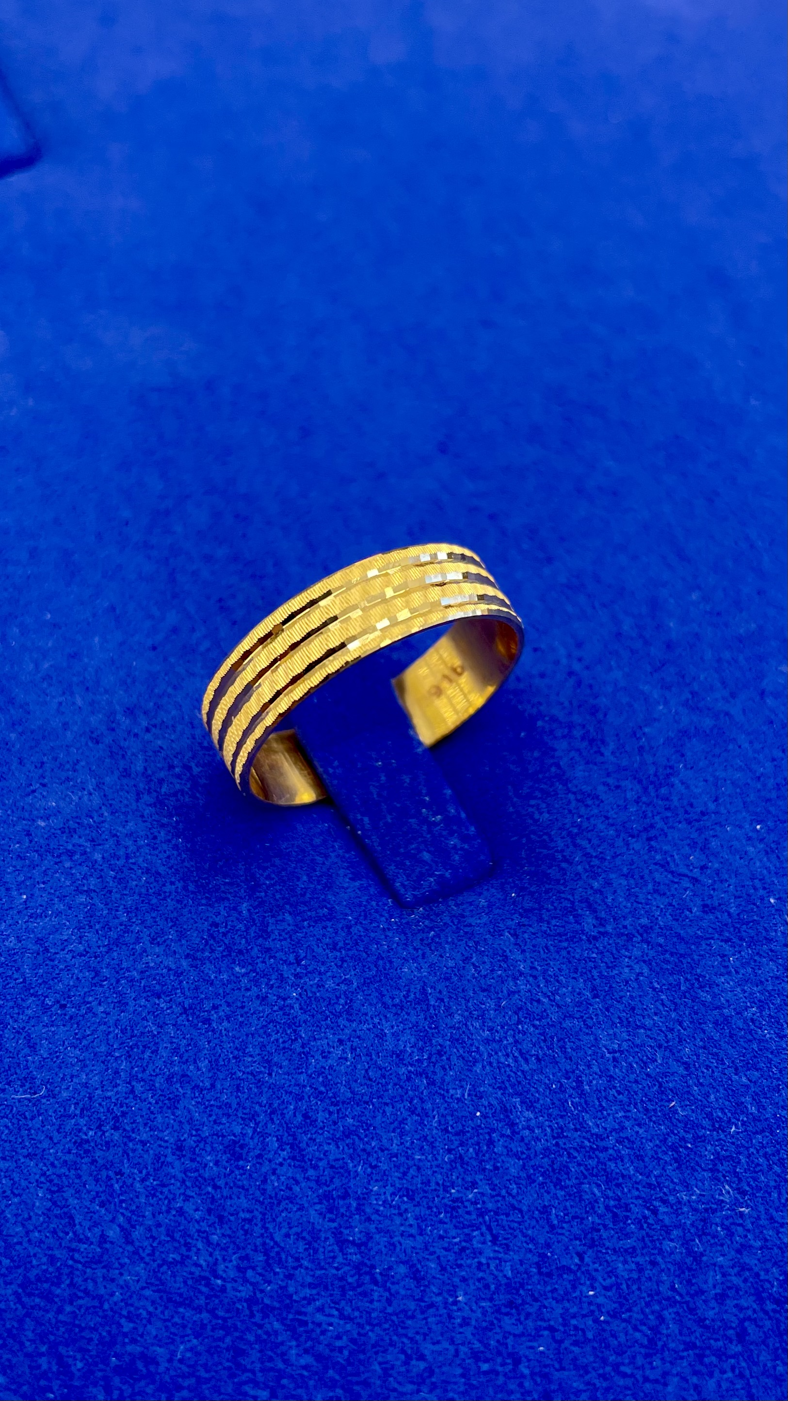 Men ring 2.71 grams