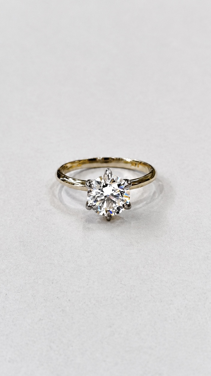 Round Diamond Ring