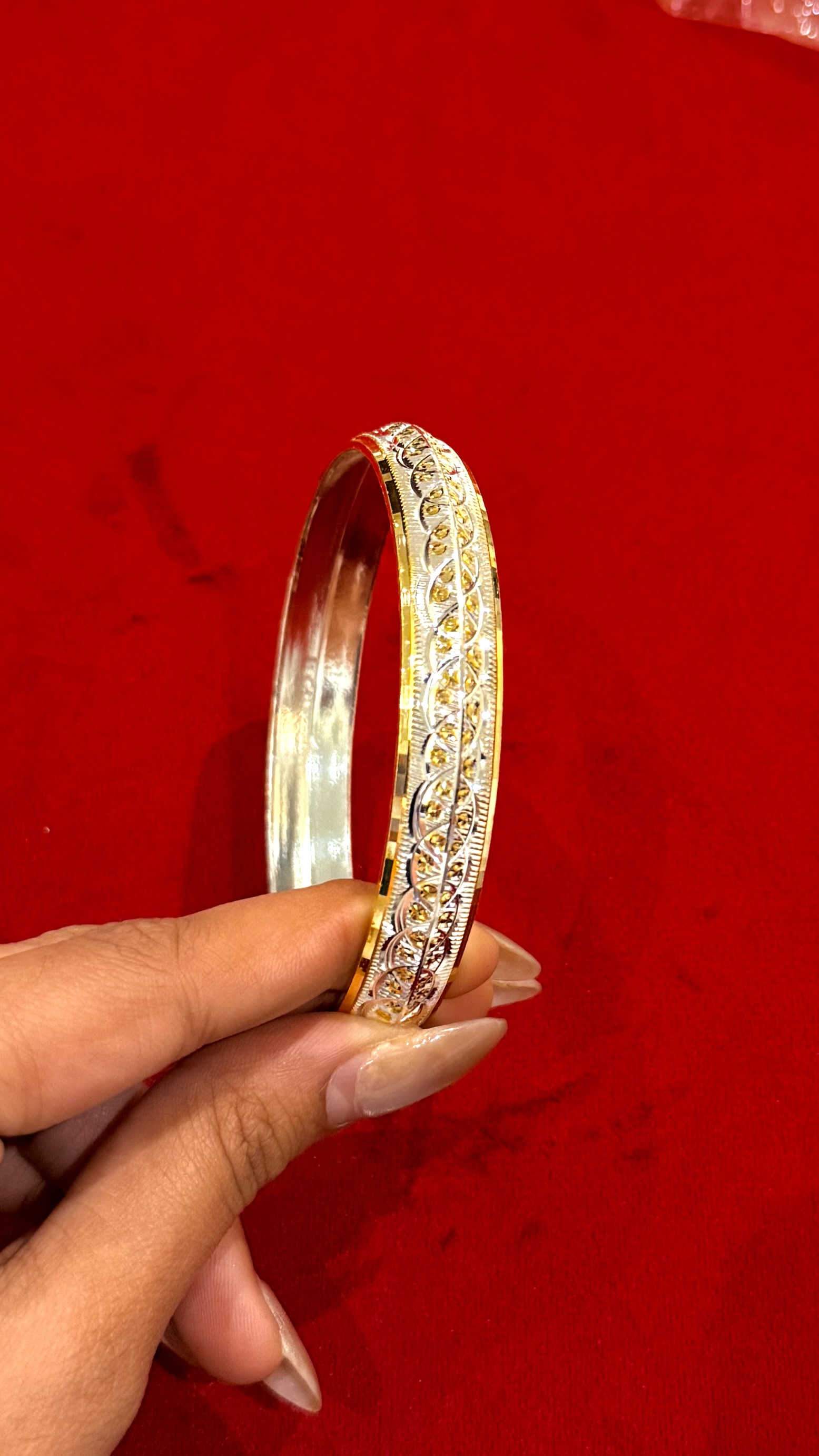 CURVE GOLDEN DOTTED MENS SILVER KADA