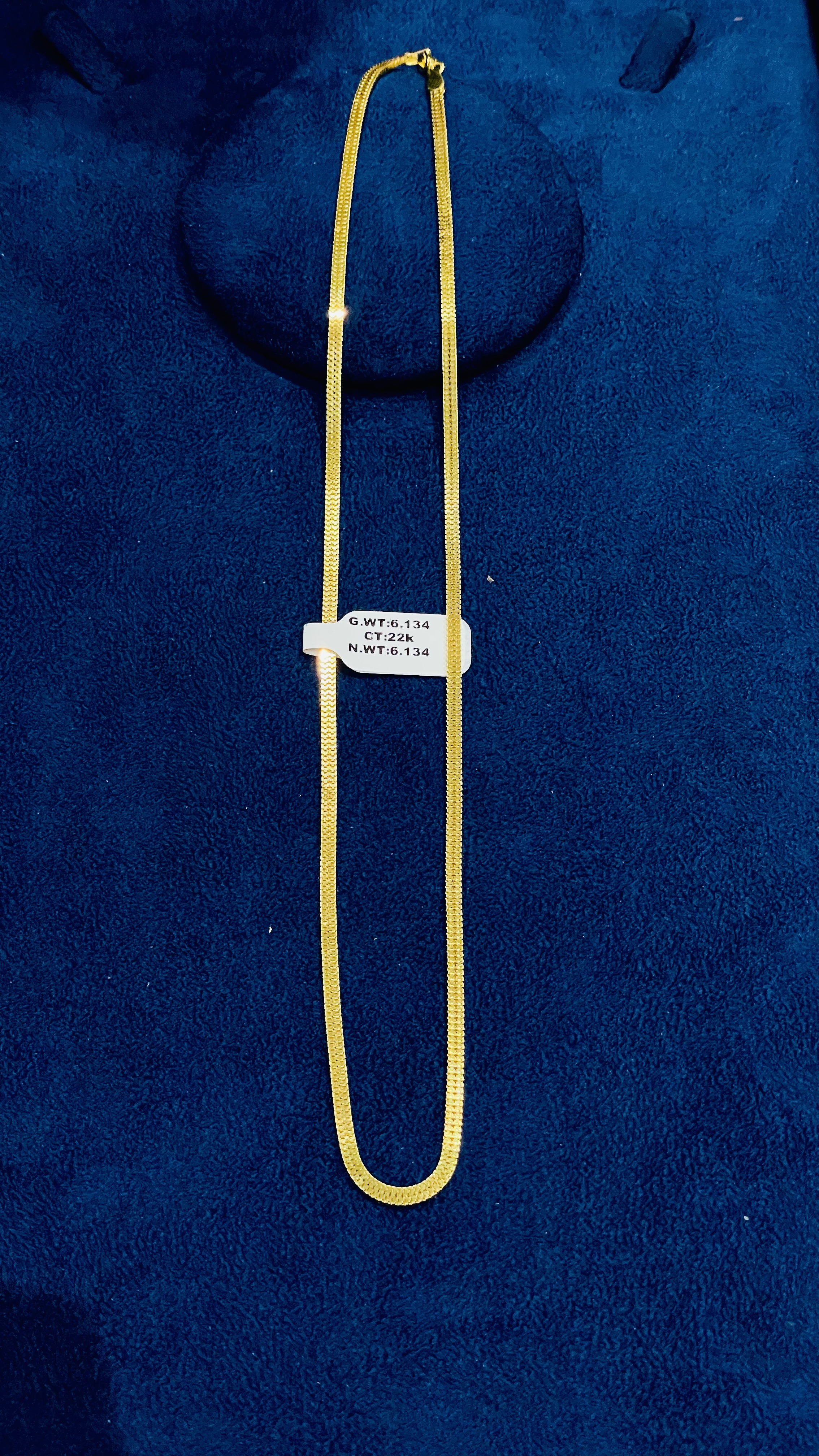 https://akirajewellery.com/product/SQAURE%20SHAPE%20SNAKE%20CHAIN
