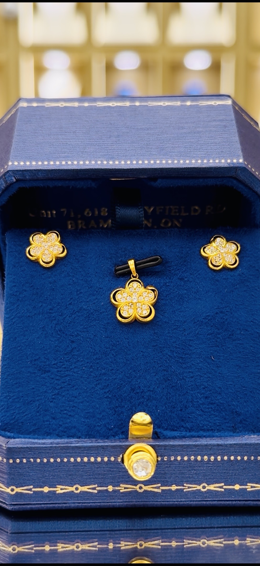 Women Pendant Set 2.59g